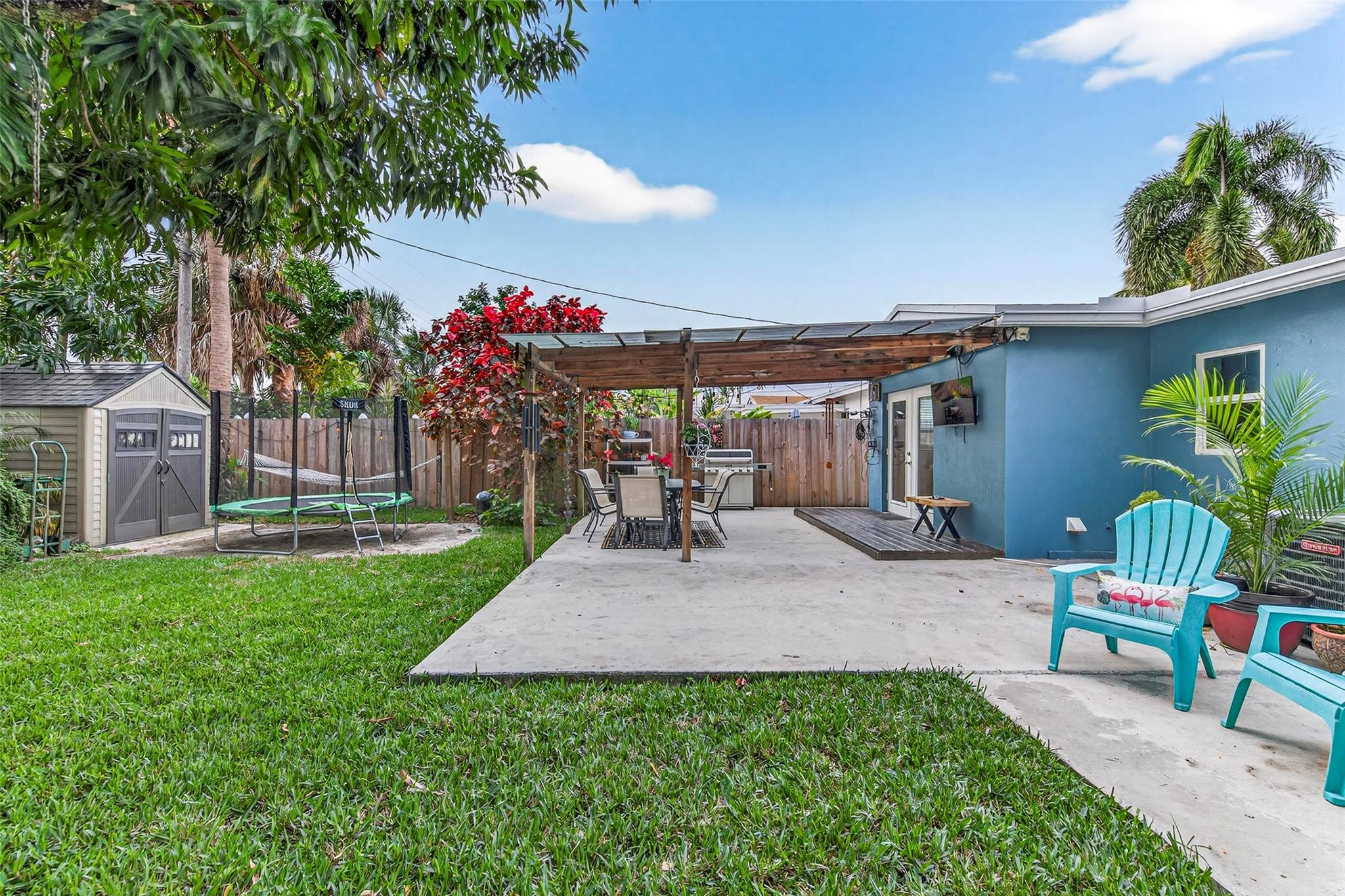 270 NE 42nd Court