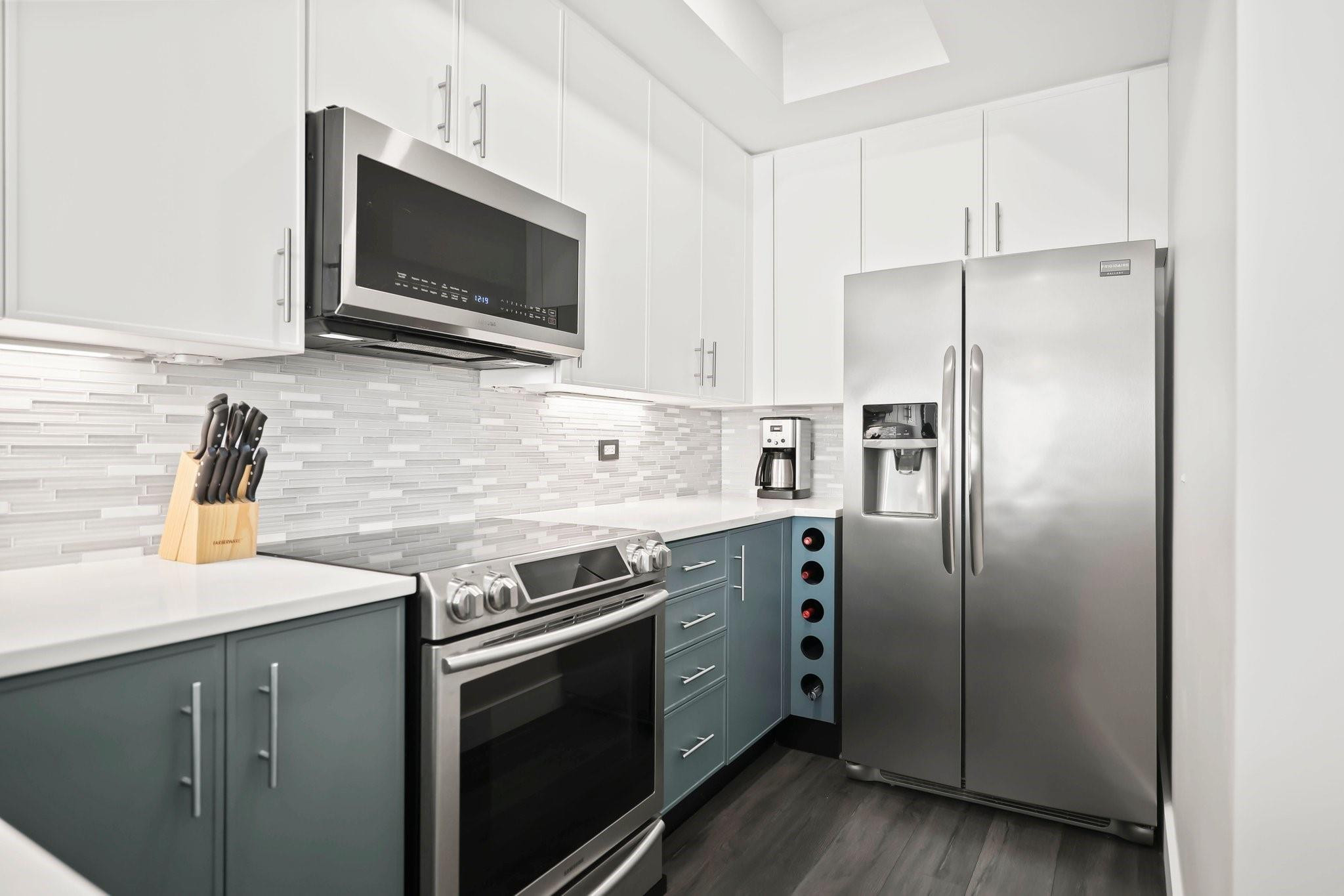 2631 NE 14th Avenue 304