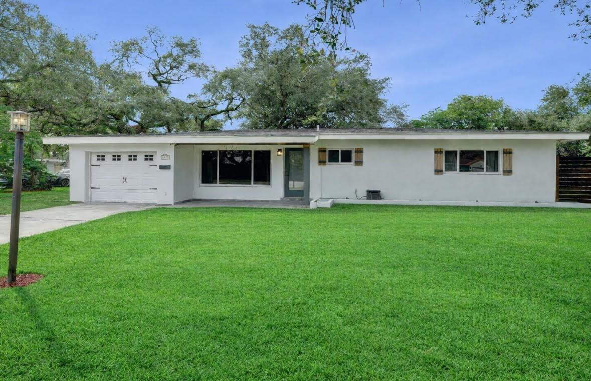 1571 Riverland Road