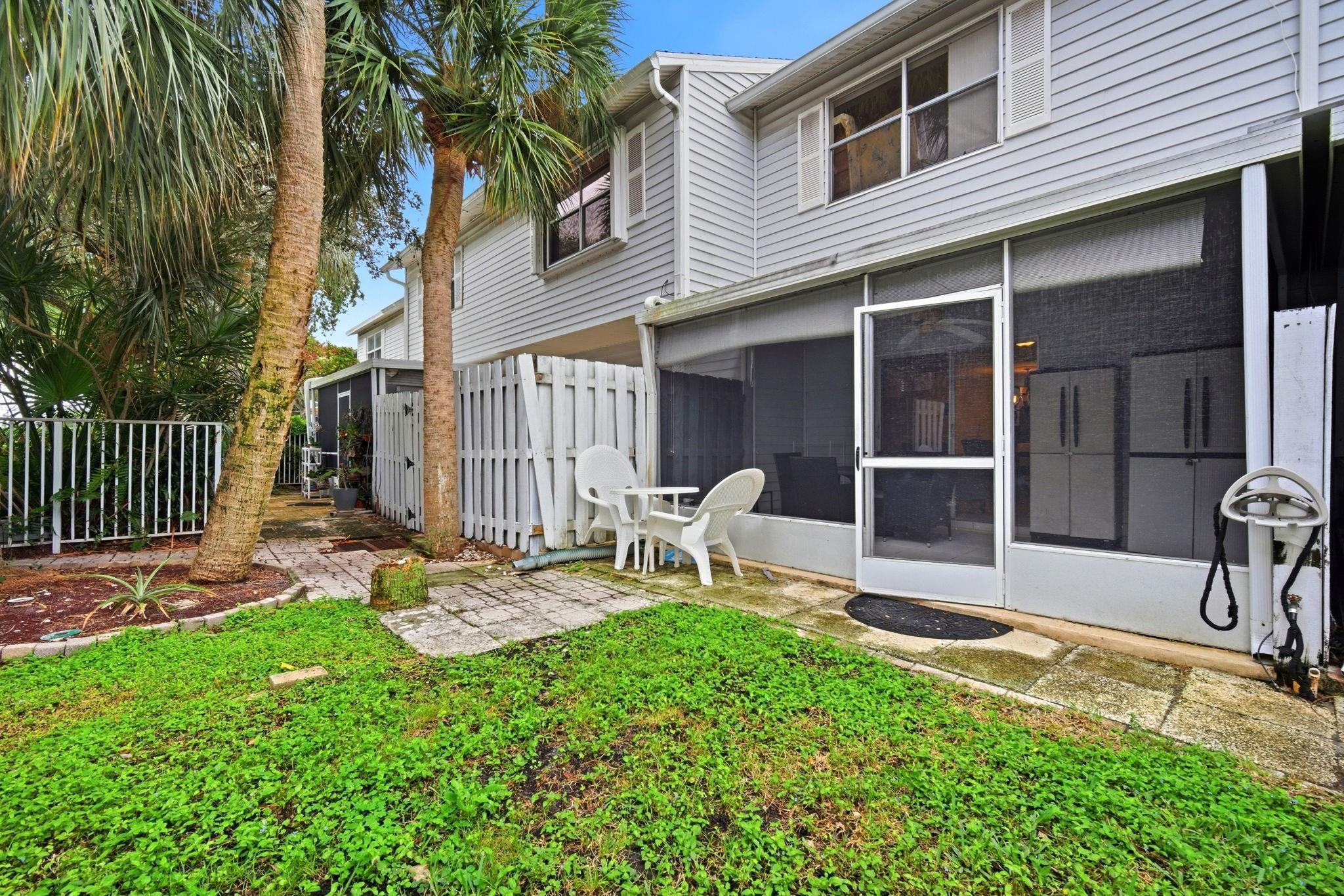 2683 NE 15th Street