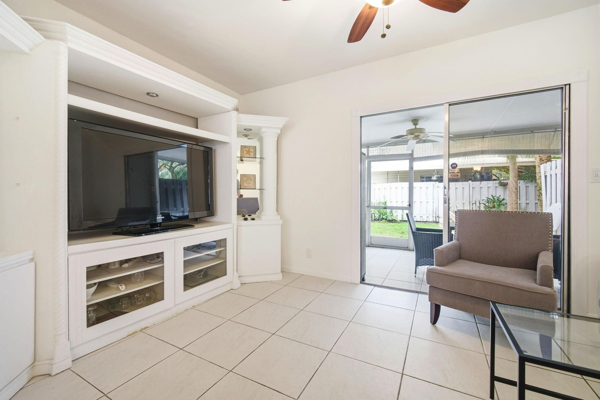 2683 NE 15th Street