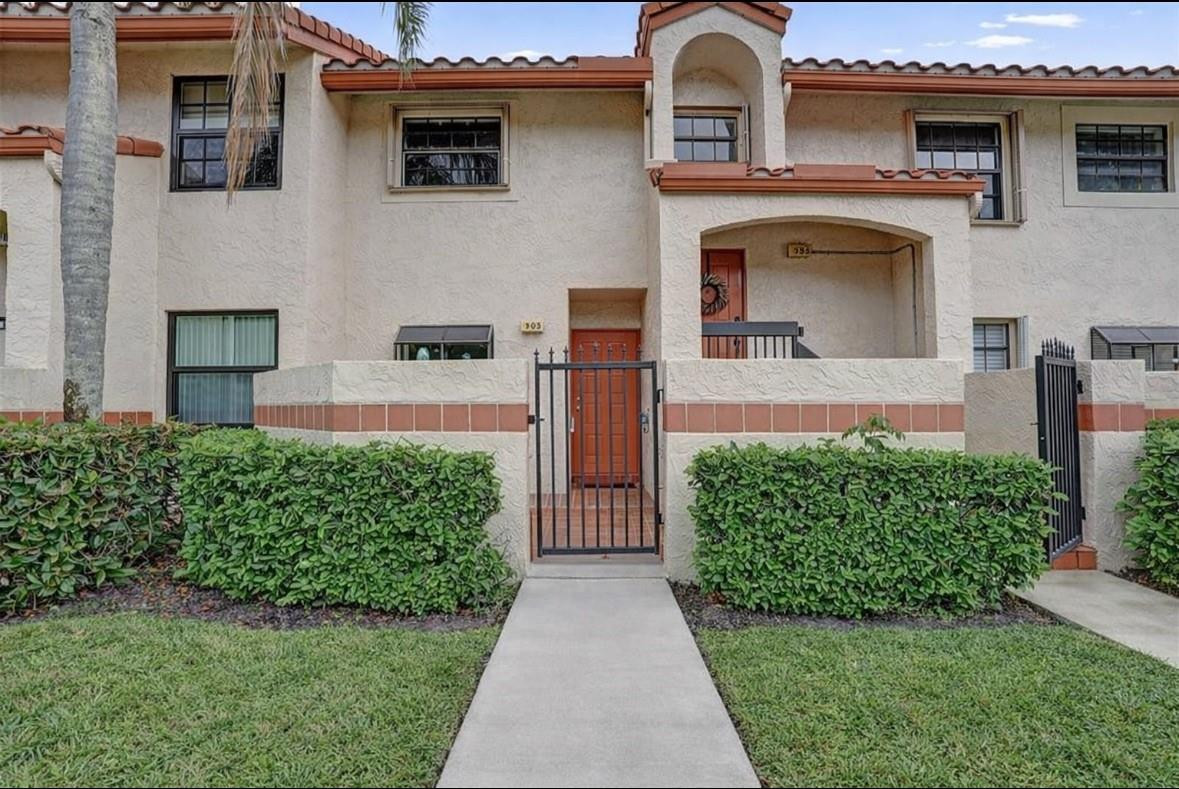903 Congressional Way 903