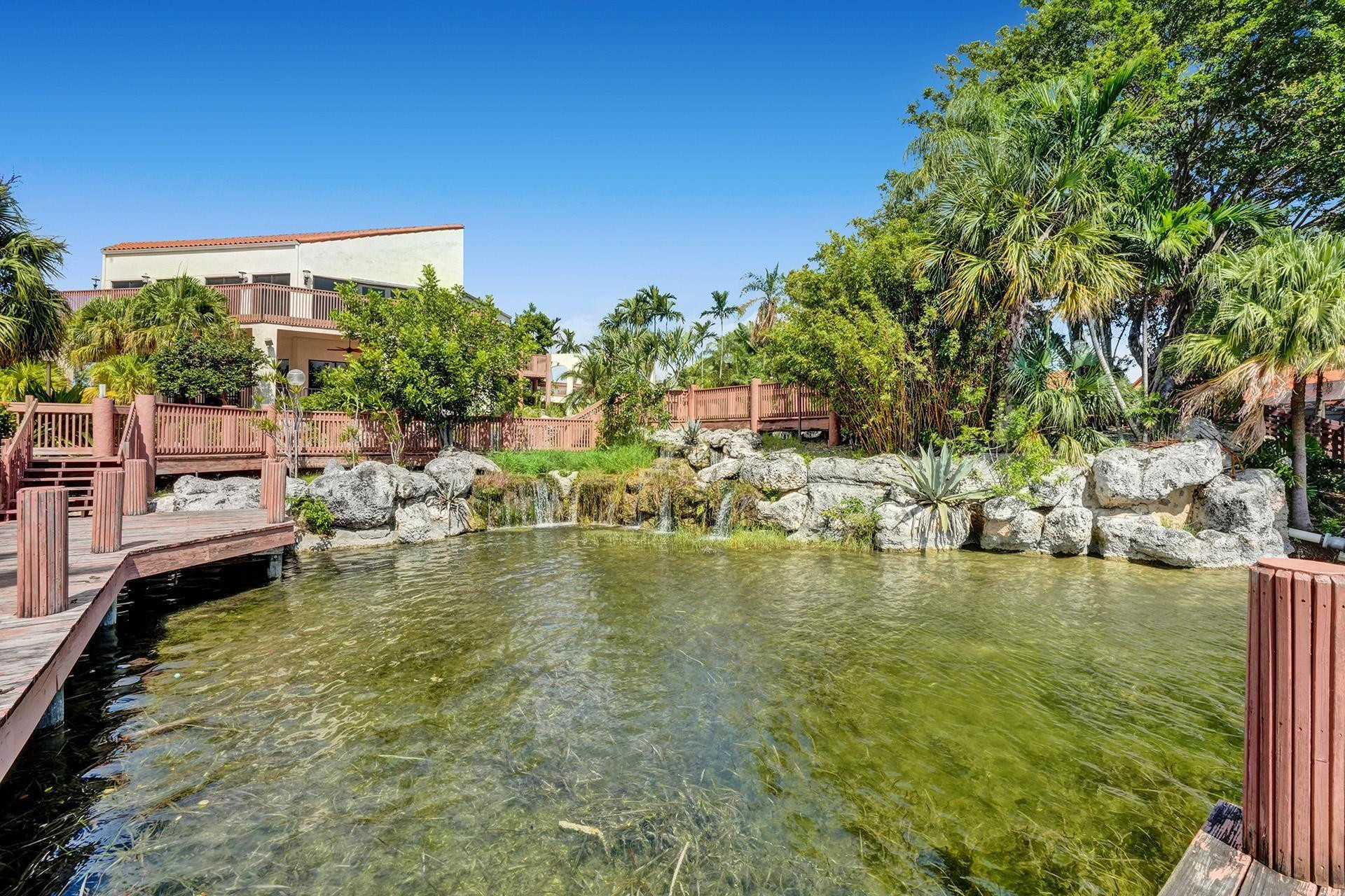 903 Congressional Way 903