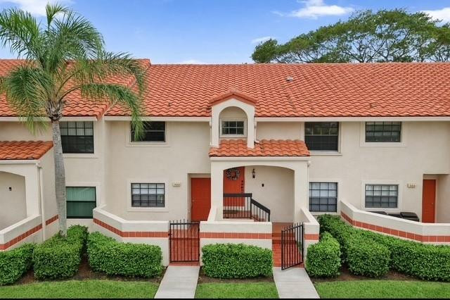 903 Congressional Way 903