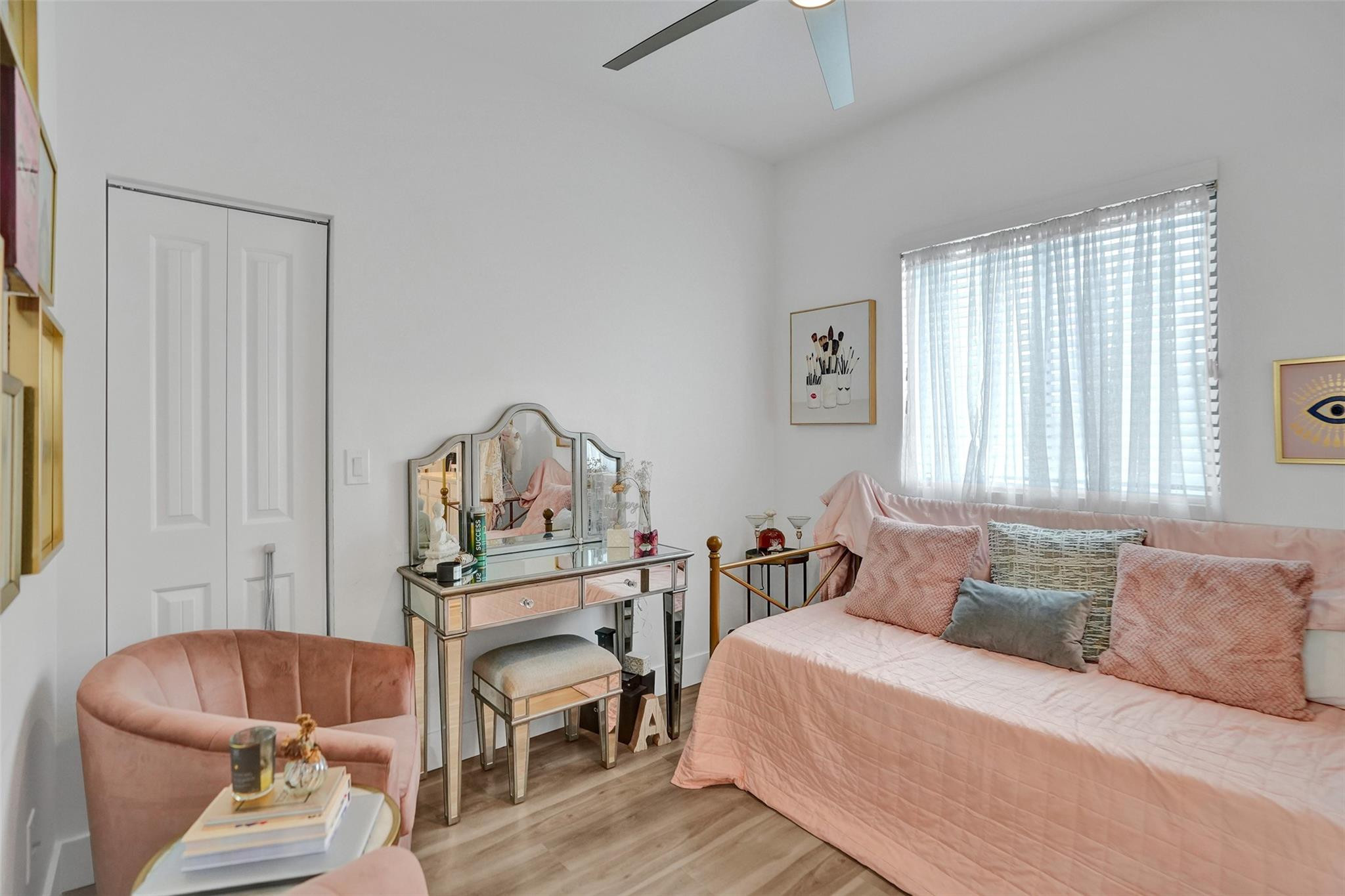4234 N Dixie Highway 125