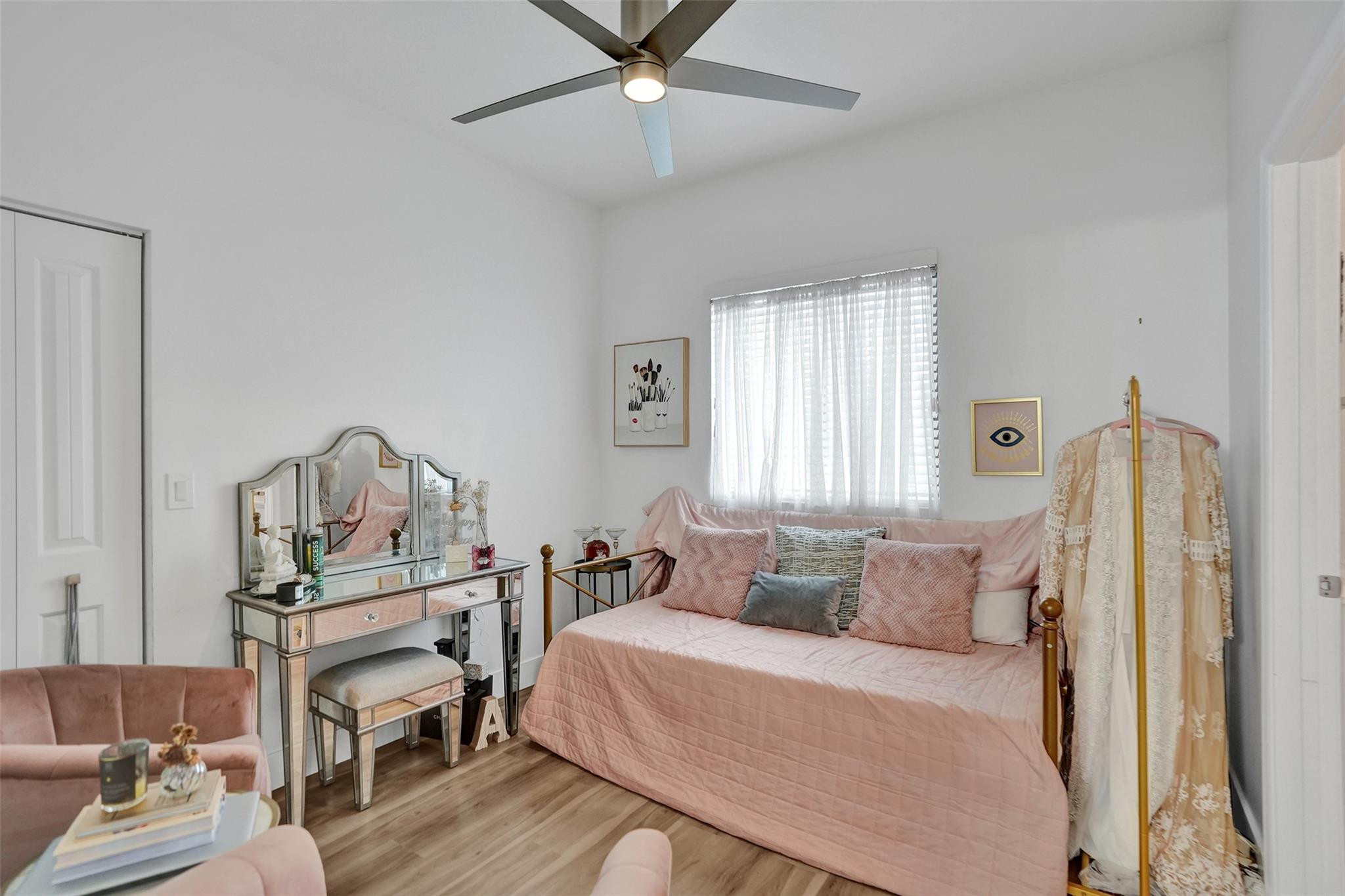 4234 N Dixie Highway 125