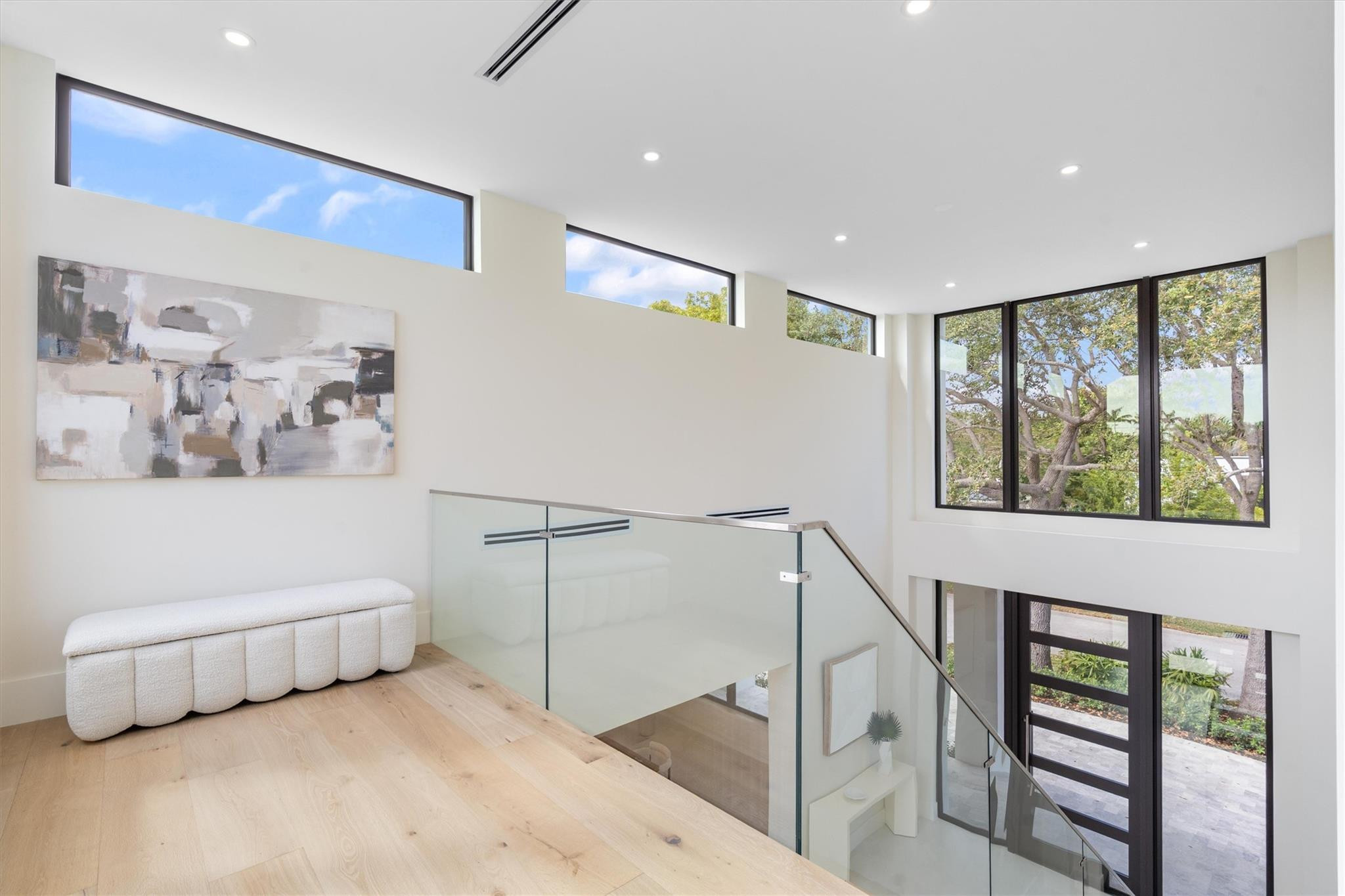 2732 NE 29th Court