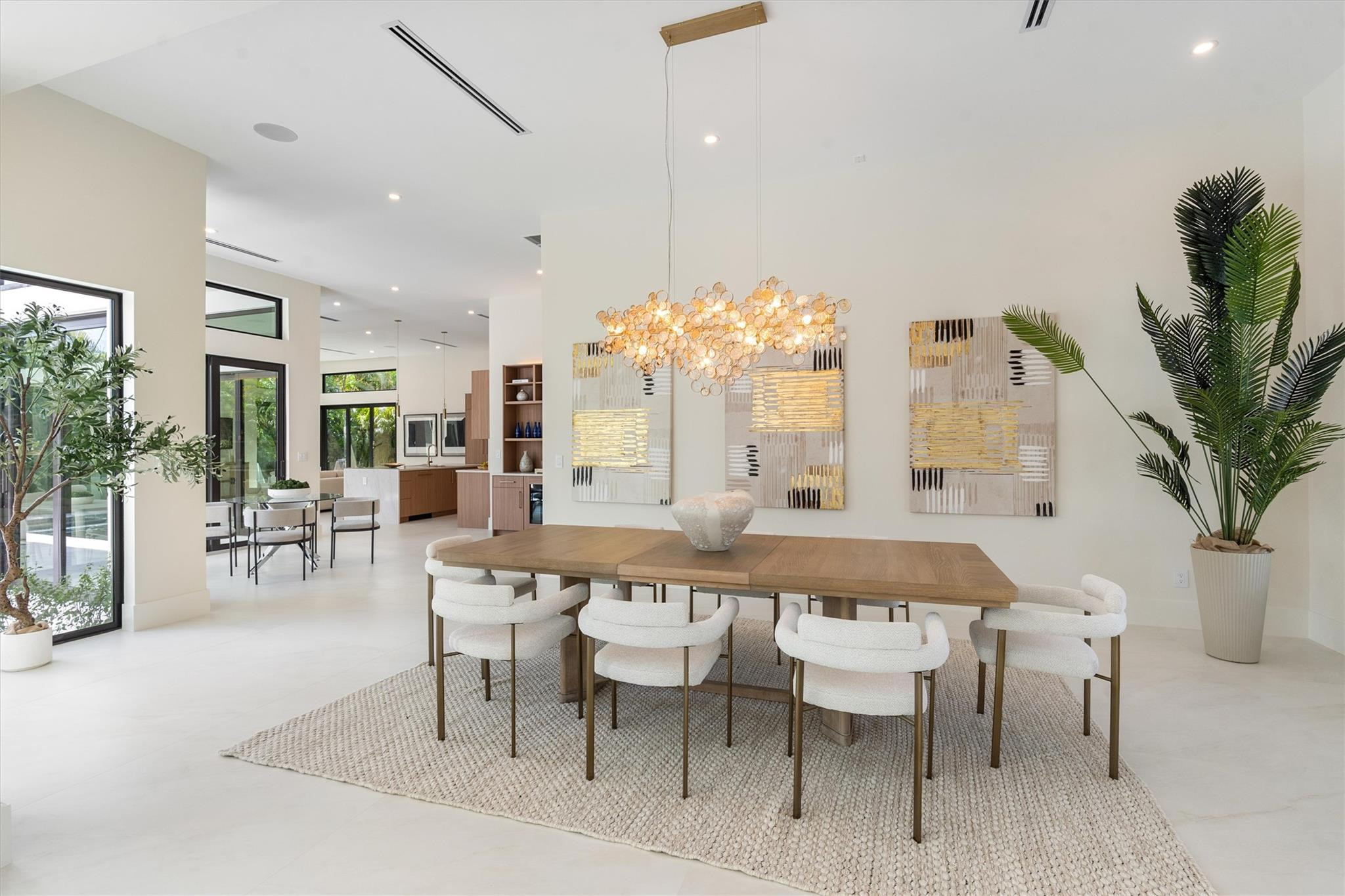 2732 NE 29th Court