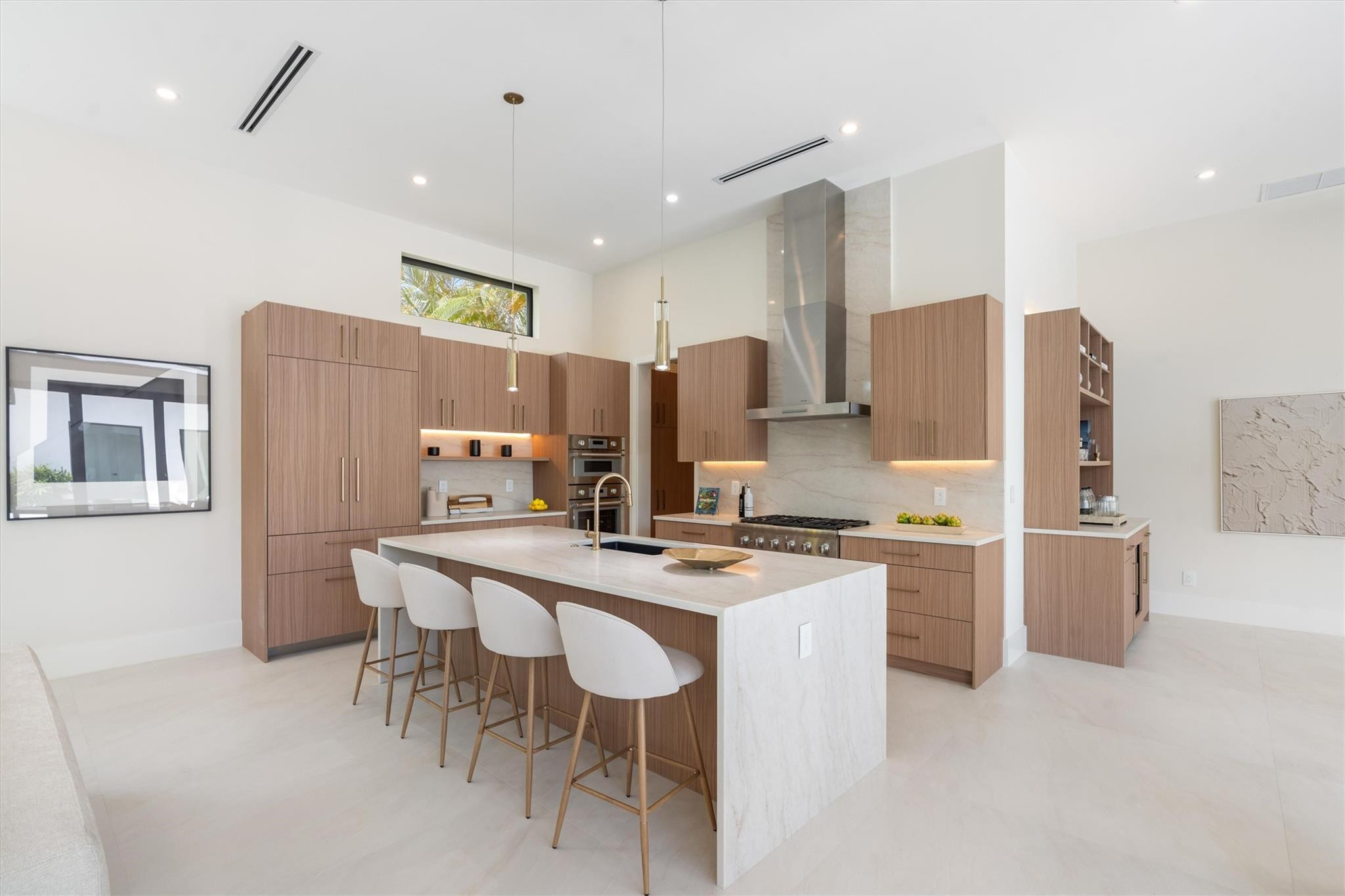 2732 NE 29th Court
