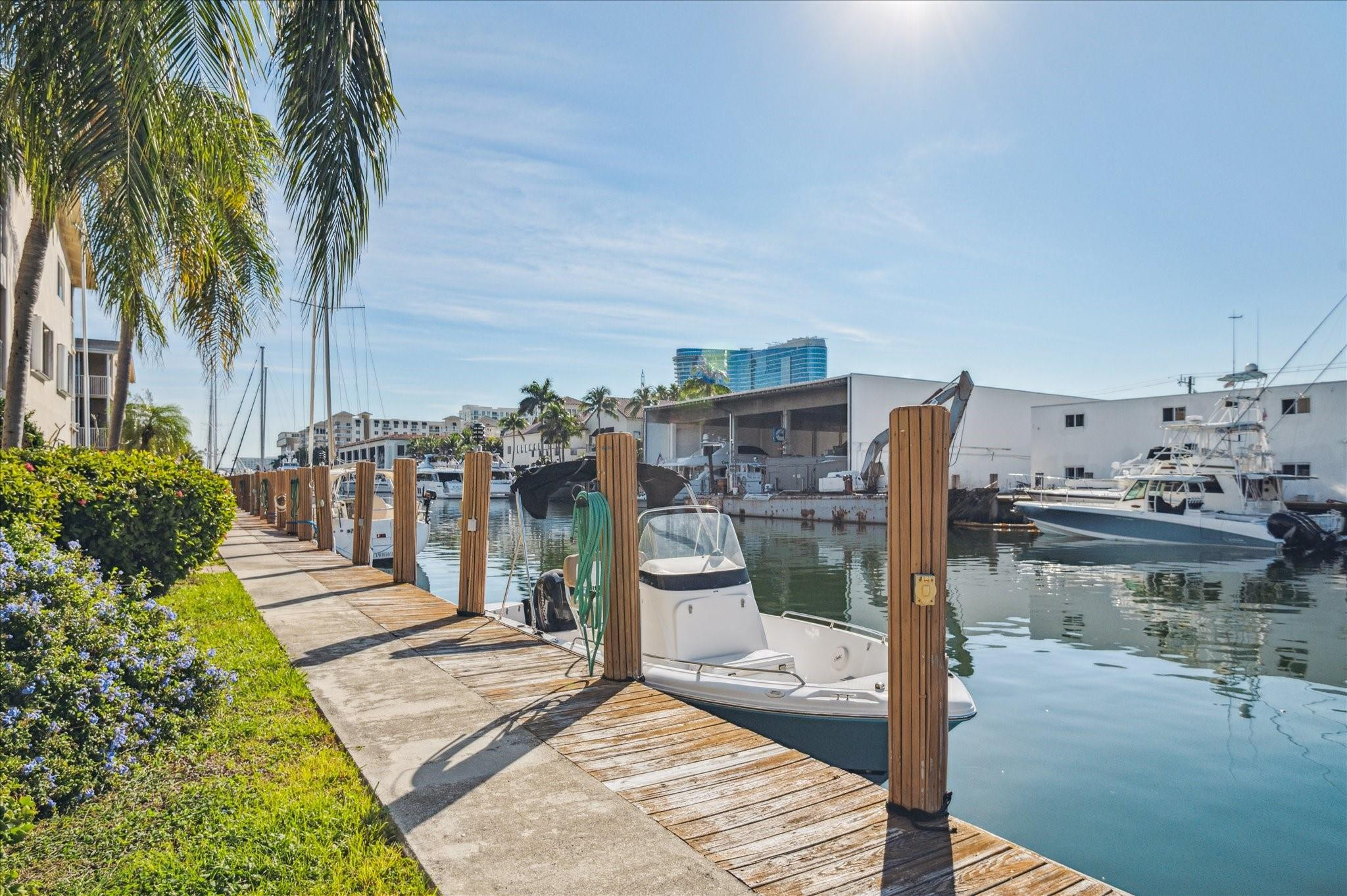 1500 SE 15th Street 112