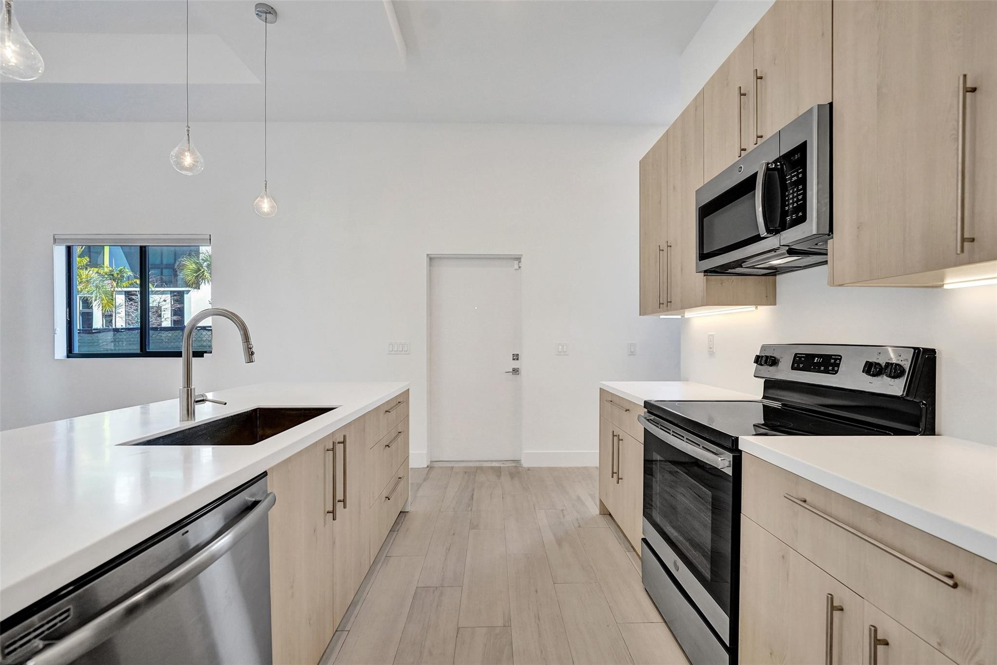 4369 NW 9th Street