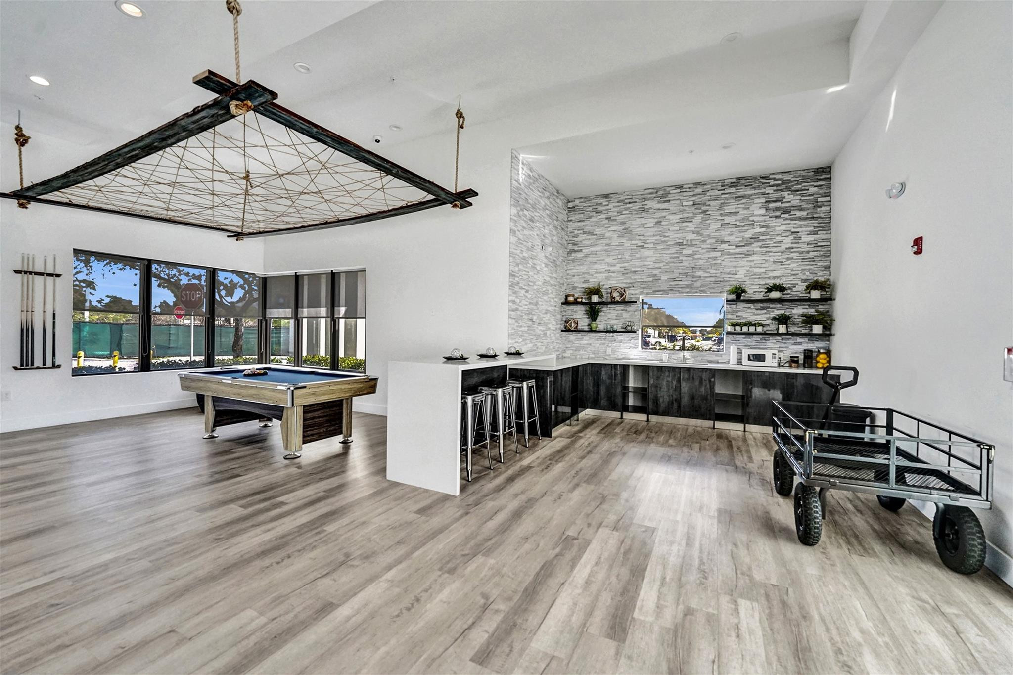 4369 NW 9th Street