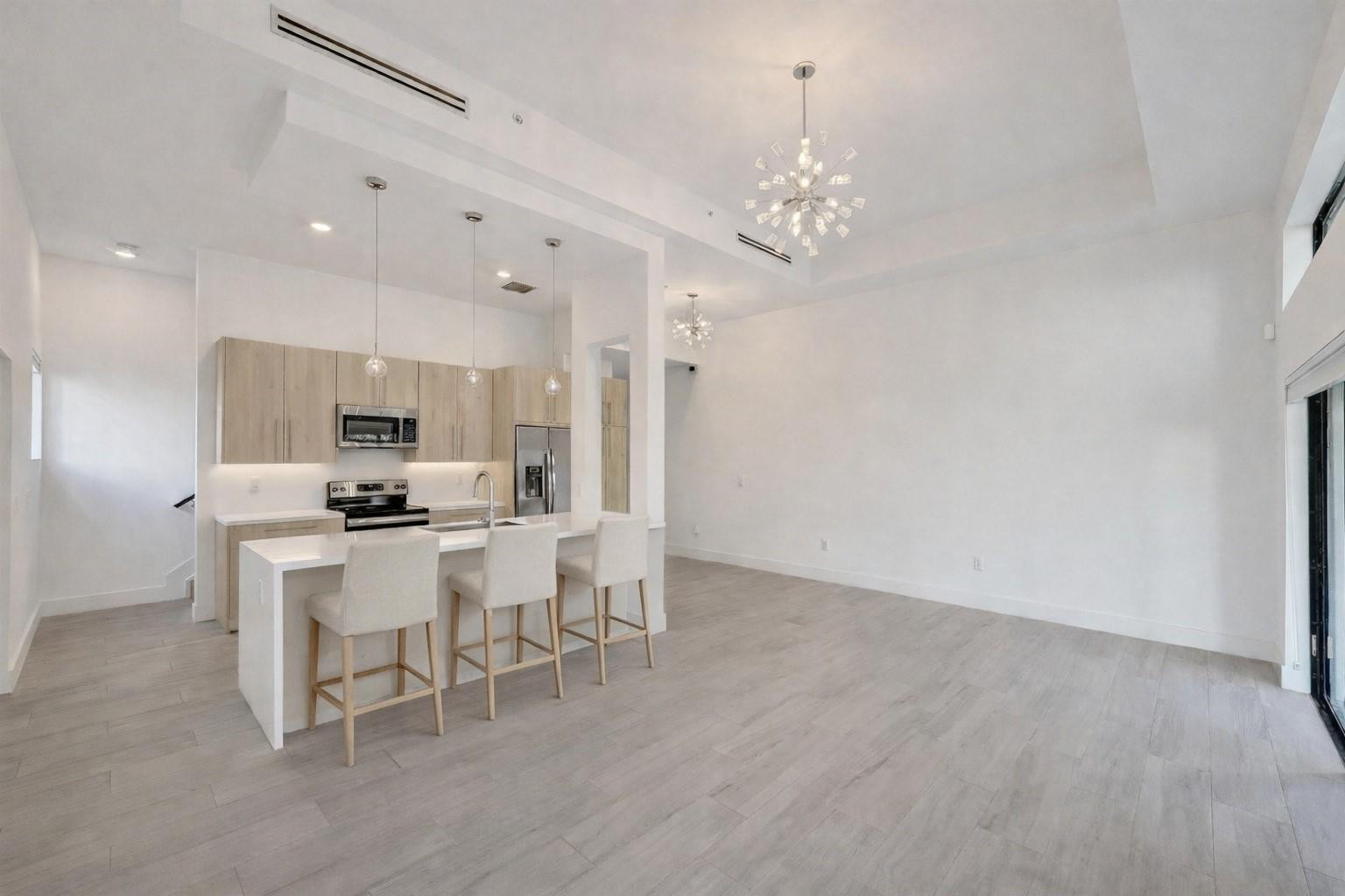 4369 NW 9th Street