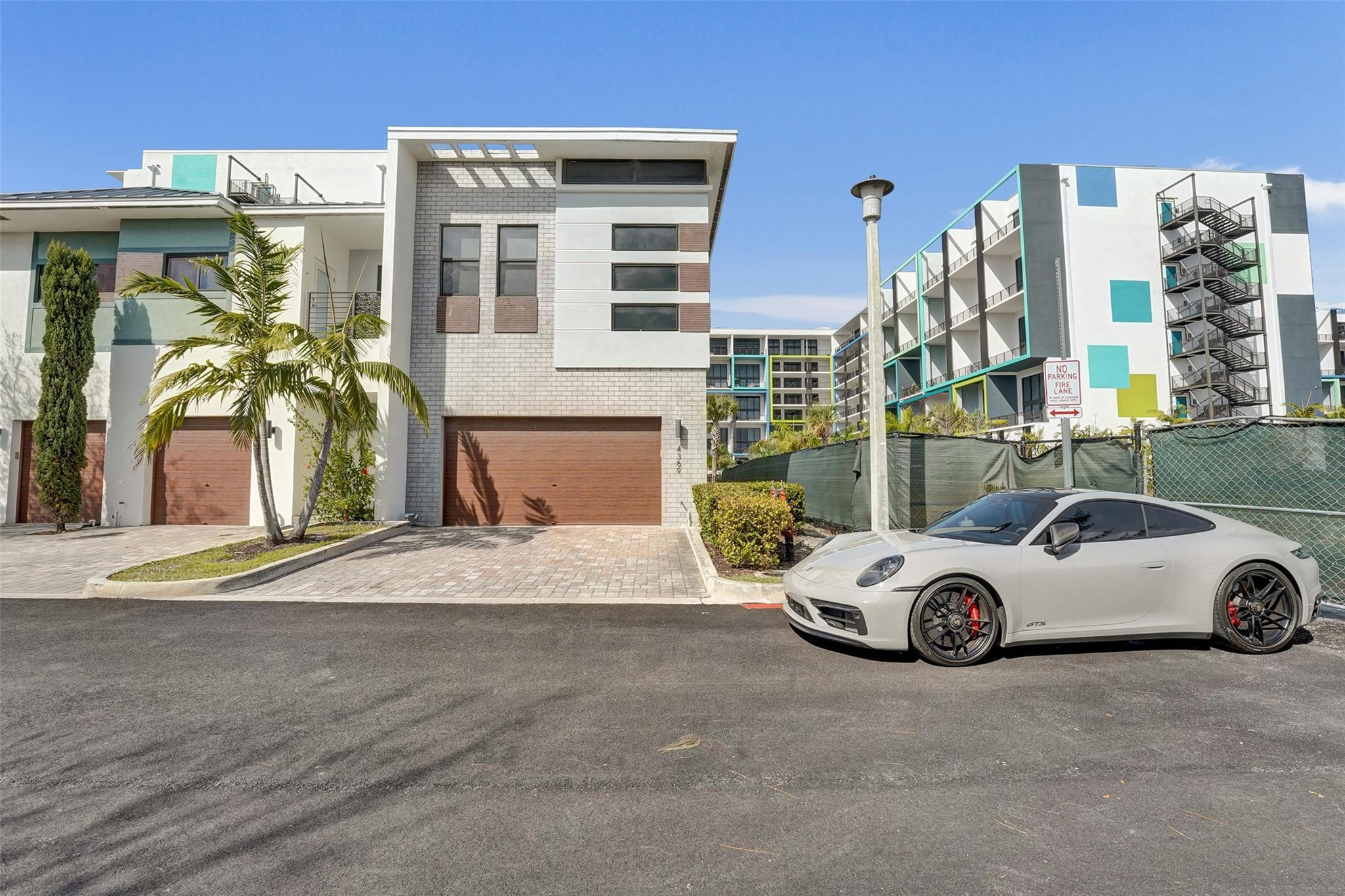 4369 NW 9th Street
