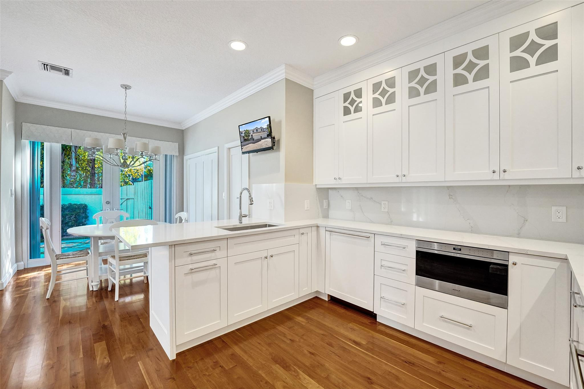 1610 NE 1st Street 9