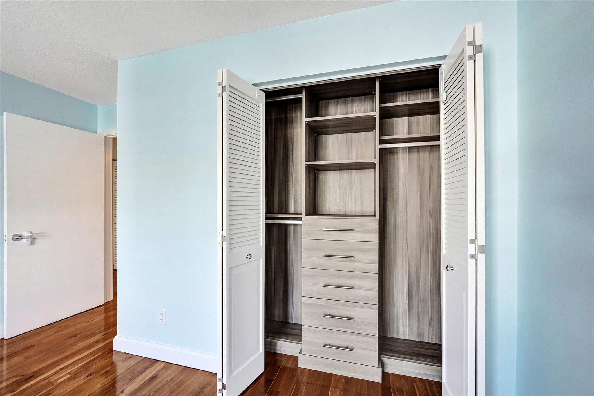 1610 NE 1st Street 9