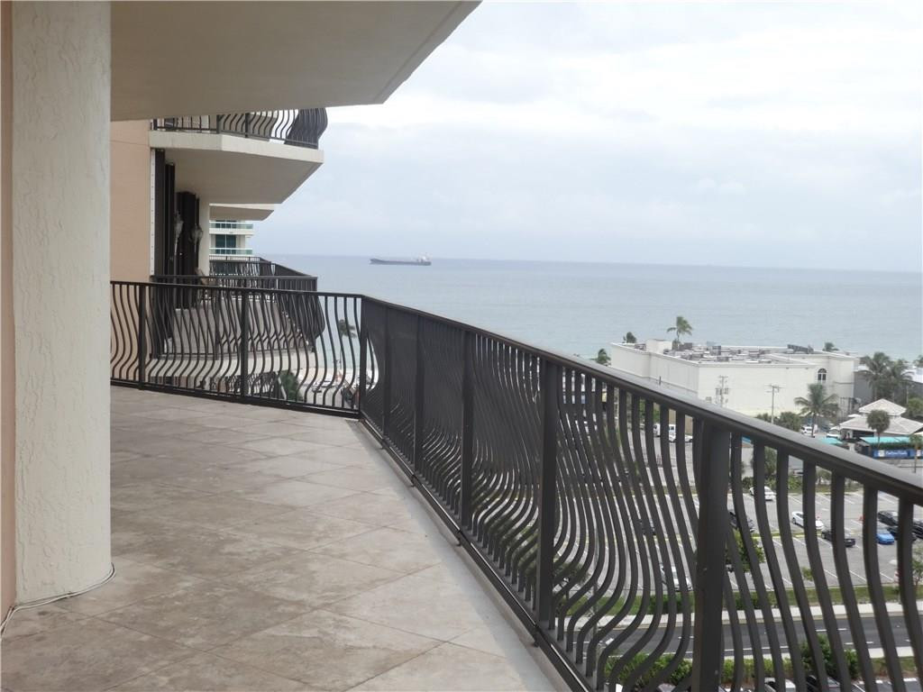100 S Birch Road 1106-b