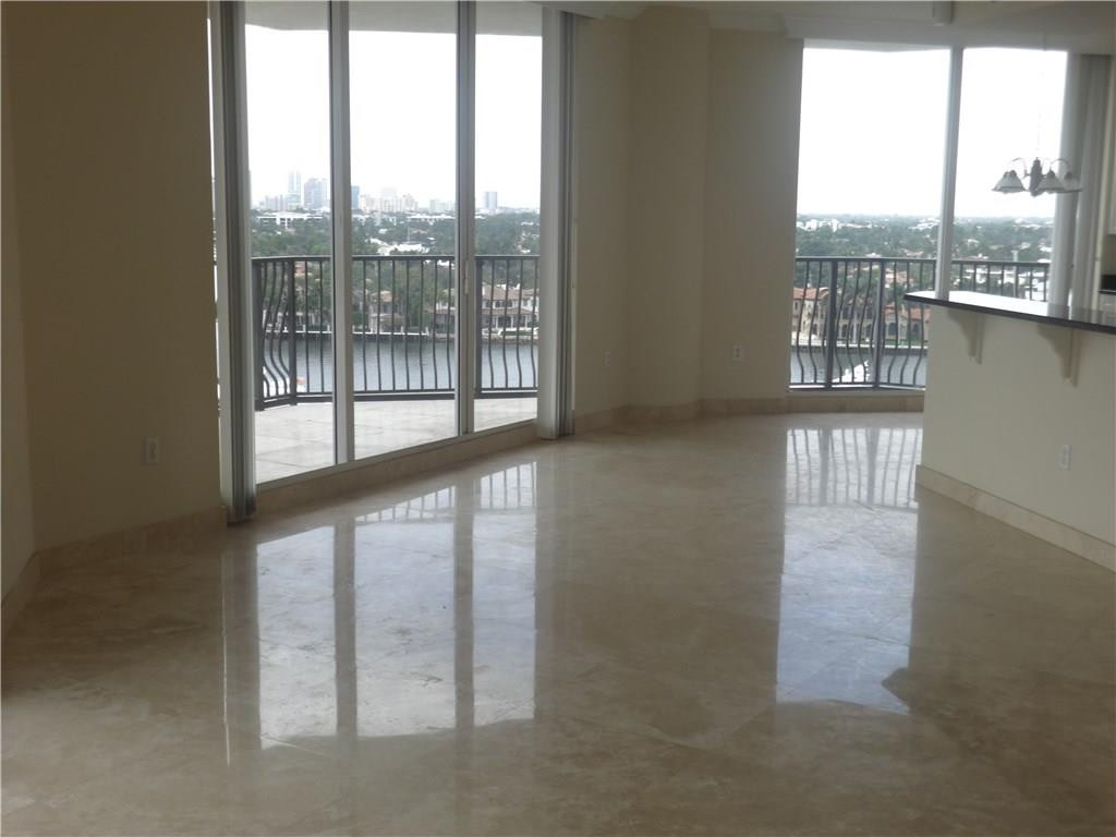 100 S Birch Road 1106-b