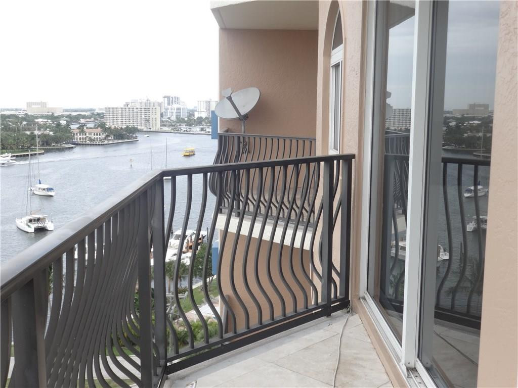 100 S Birch Road 1106-b