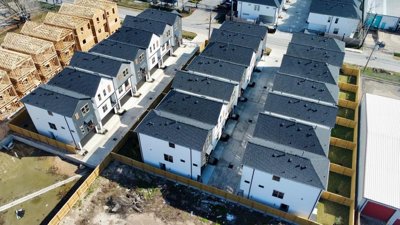 7811 Amelia Road # B, Houston Unit: B