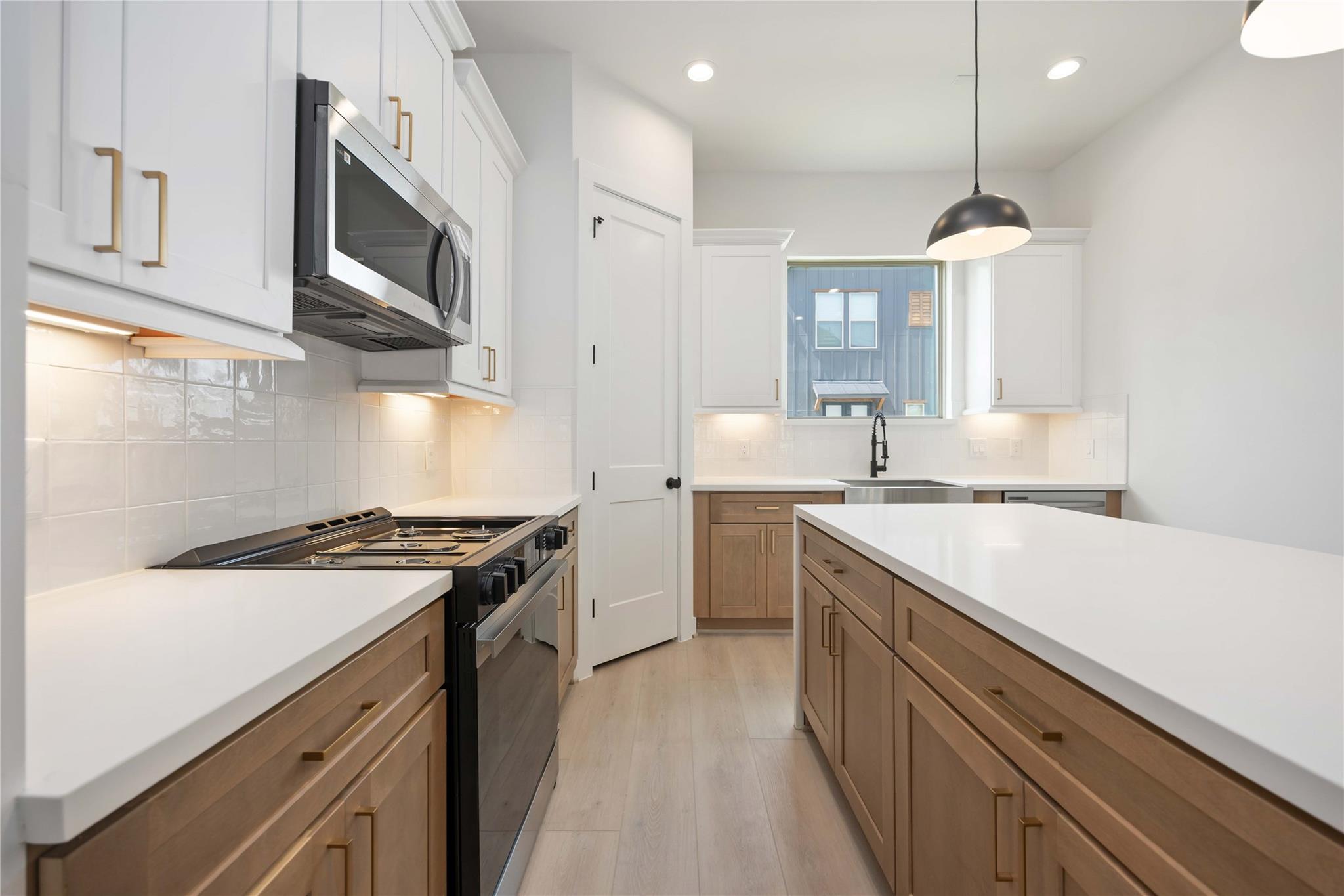 7811 Amelia Road # B, Houston Unit: B