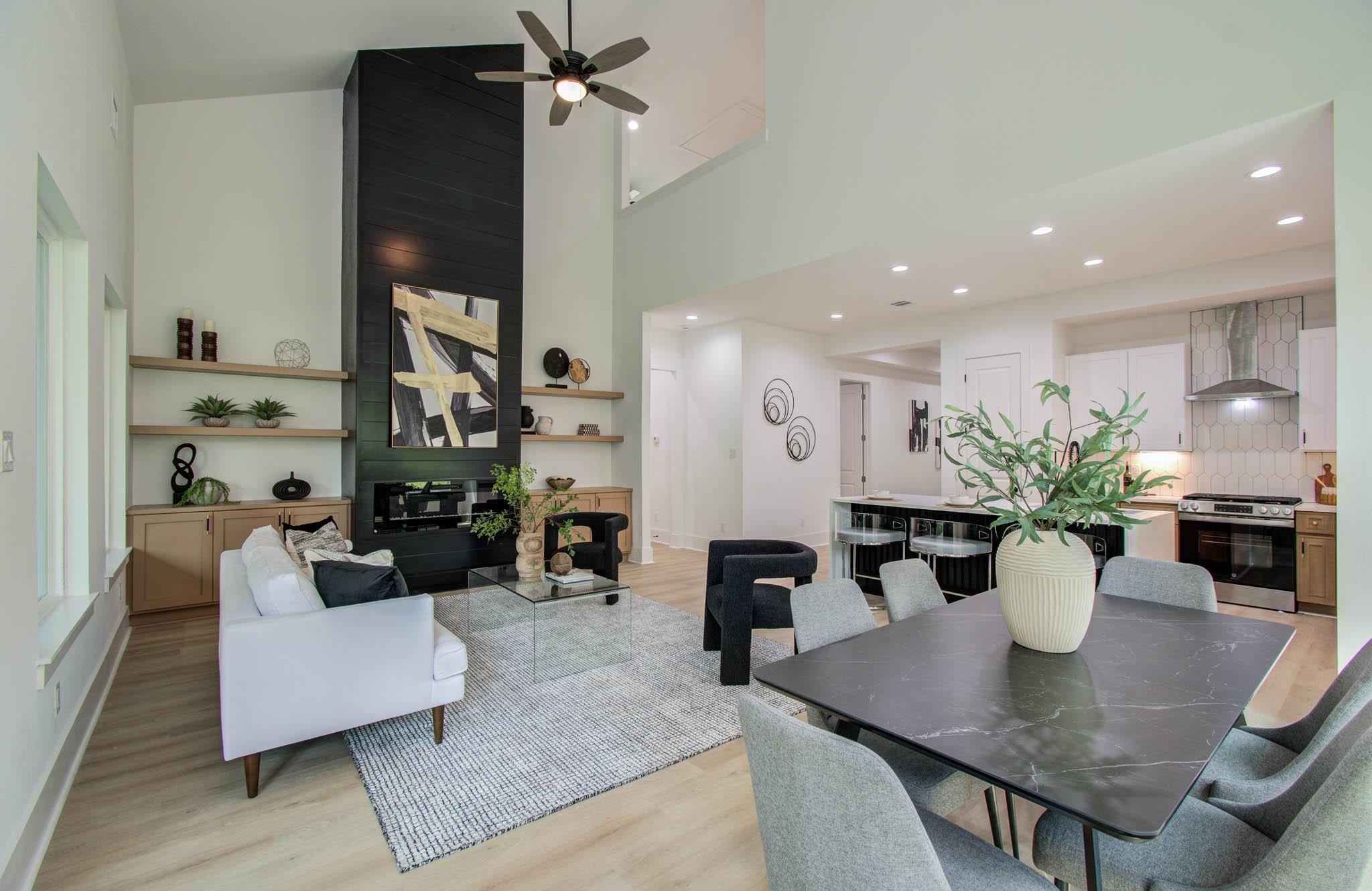 1802 Rollingwood Drive