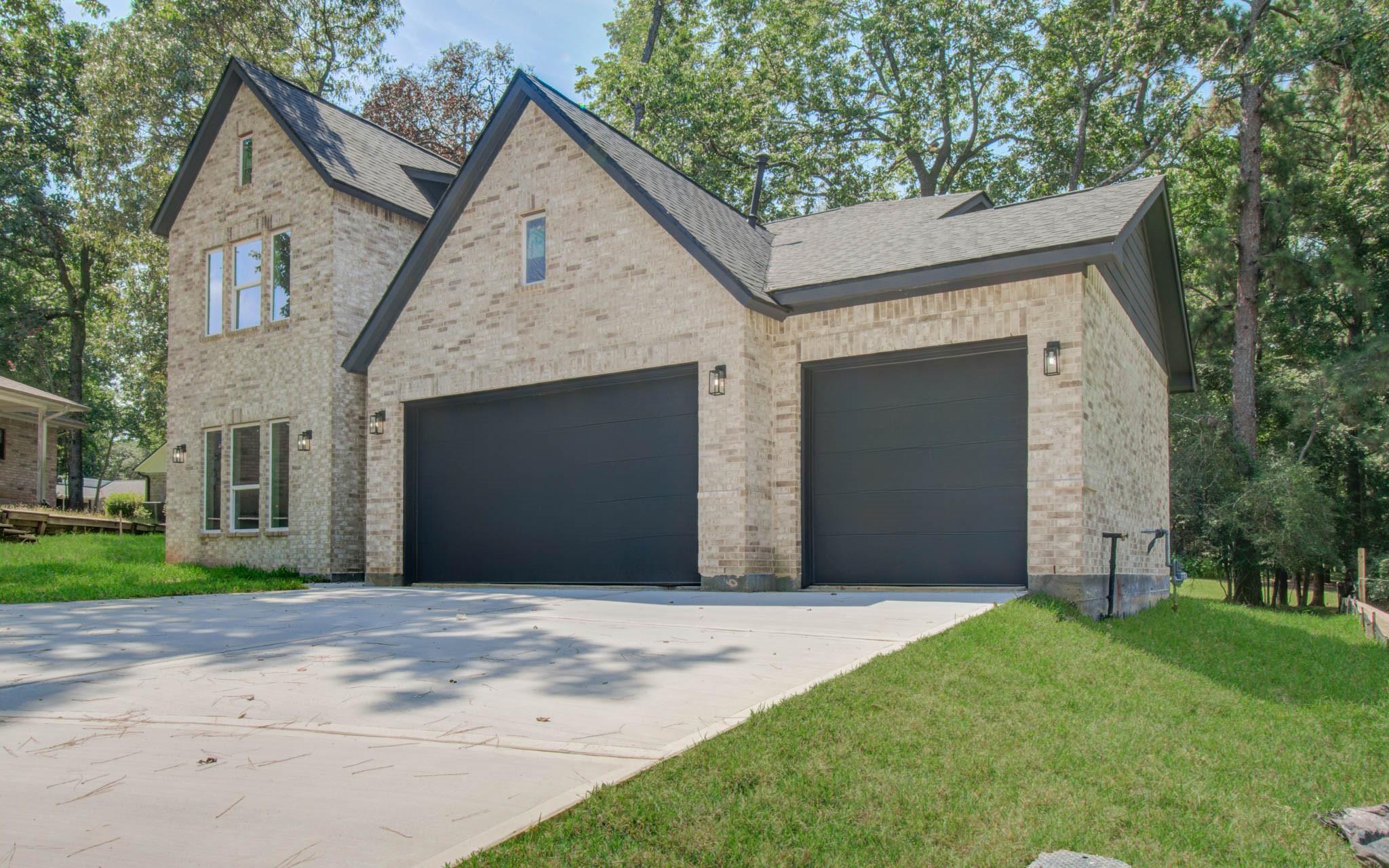 1802 Rollingwood Drive