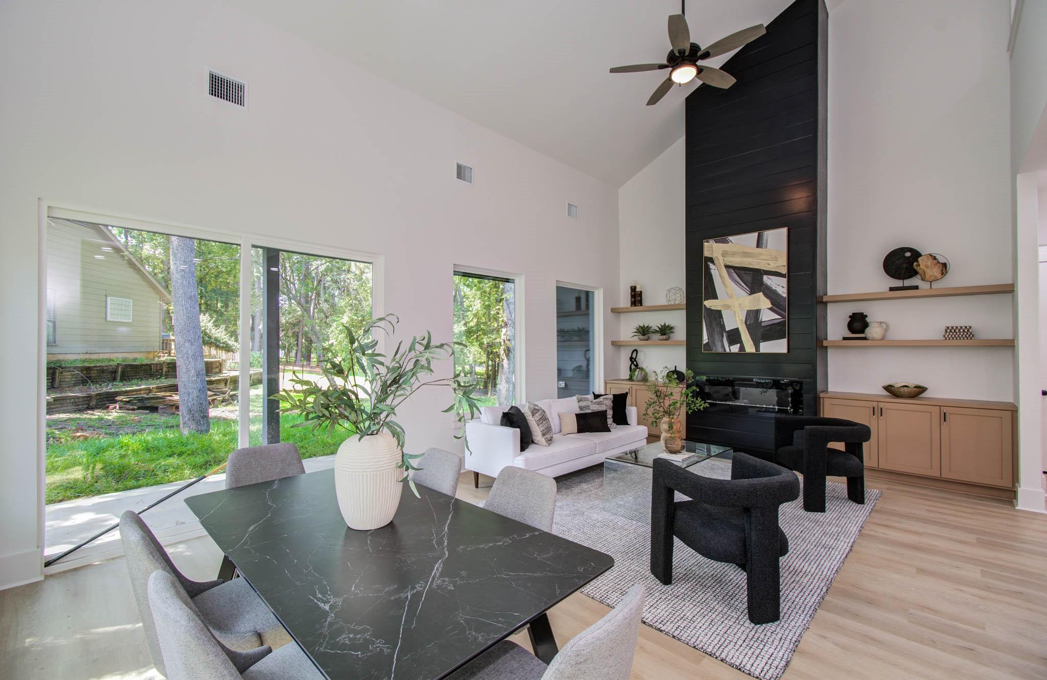 1802 Rollingwood Drive