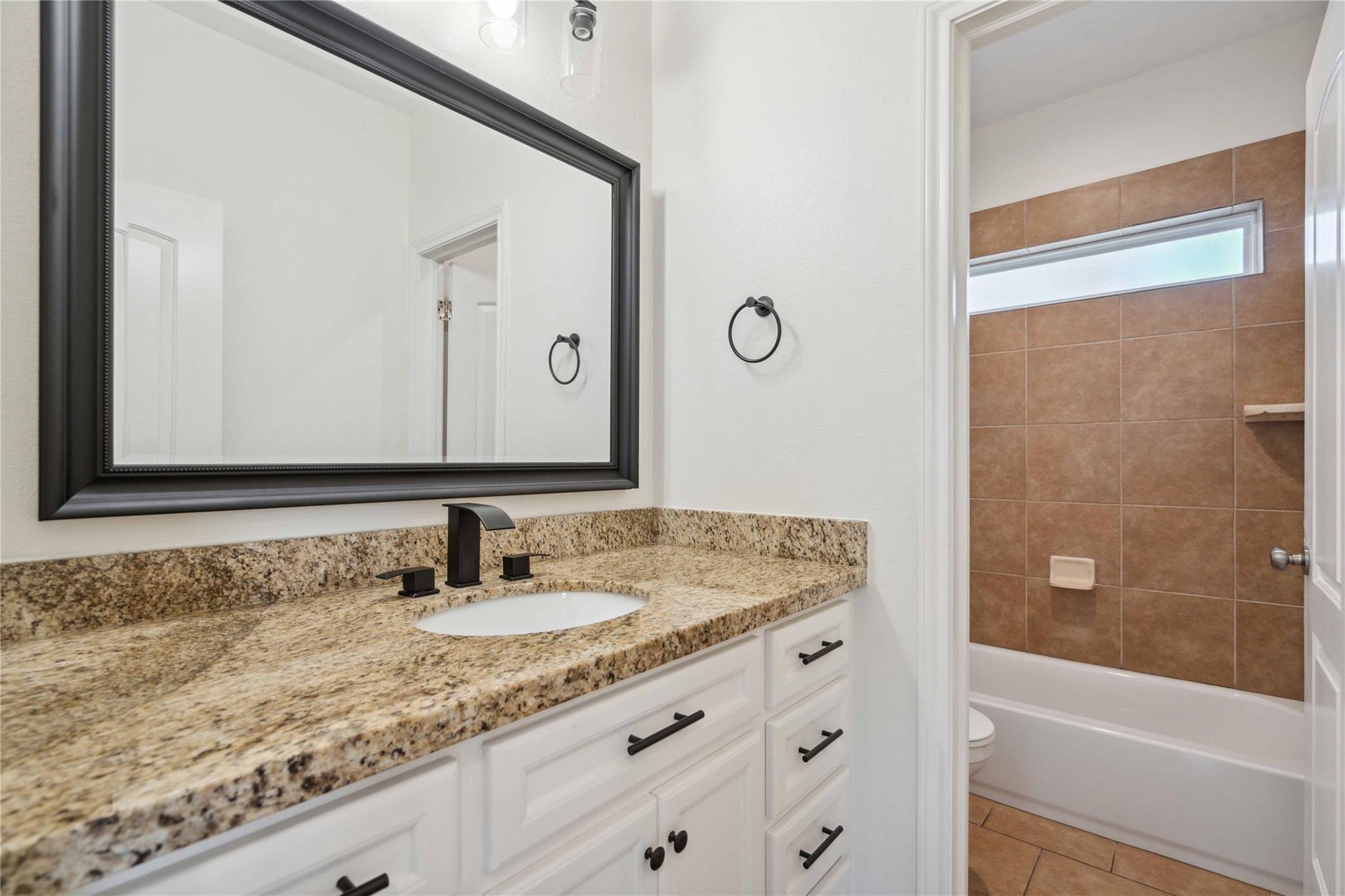 5402 Jonathan Lane