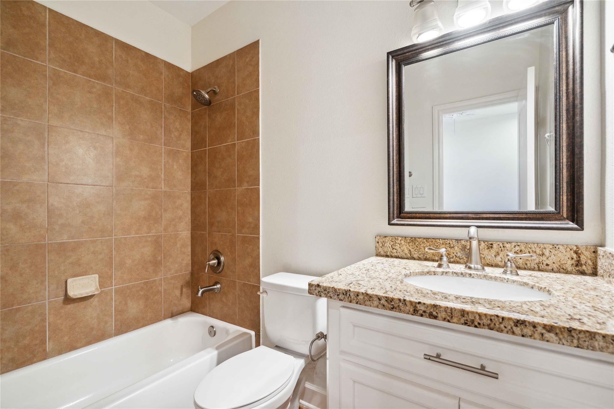 5402 Jonathan Lane