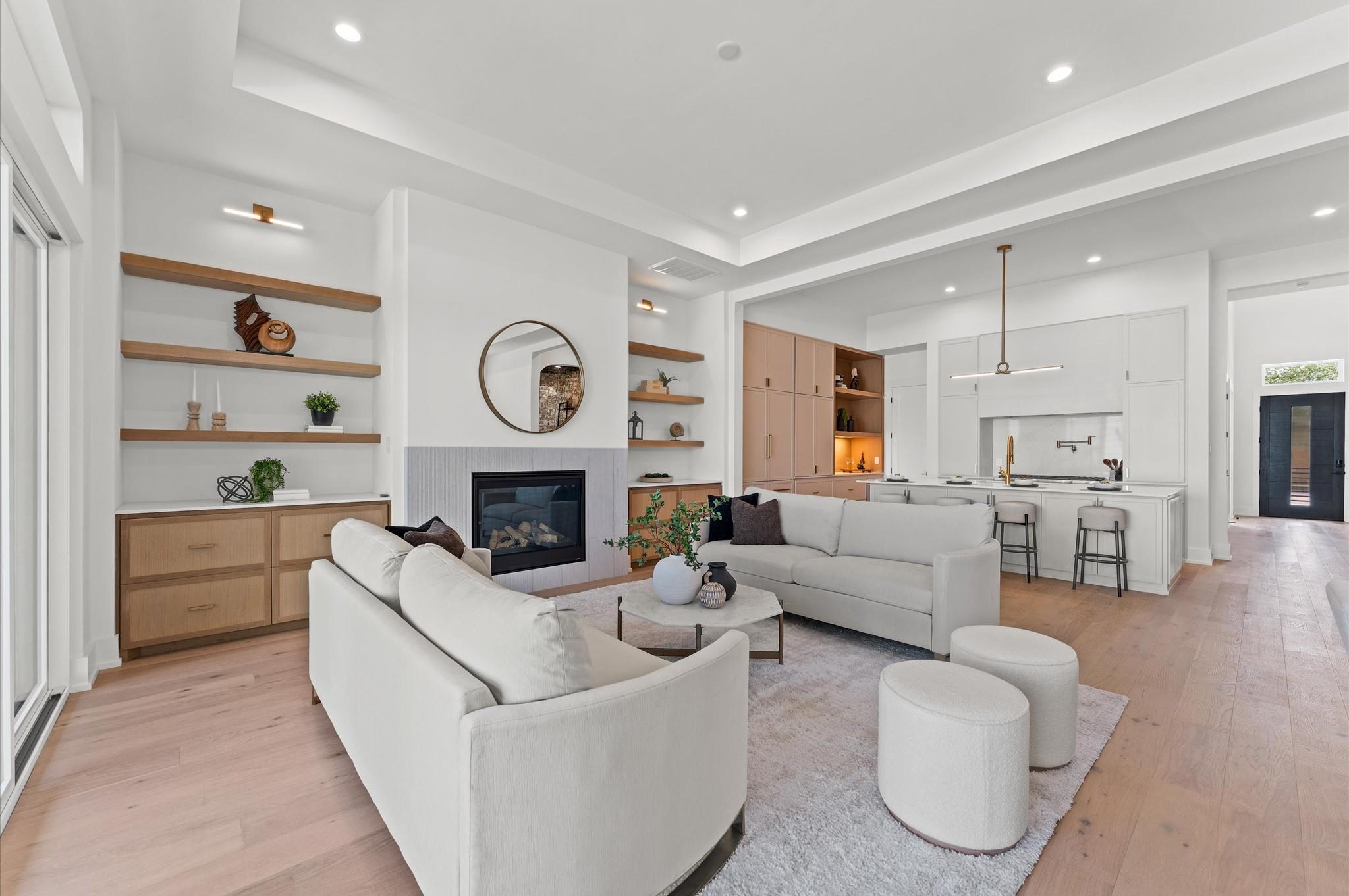 1106 Robbie Street