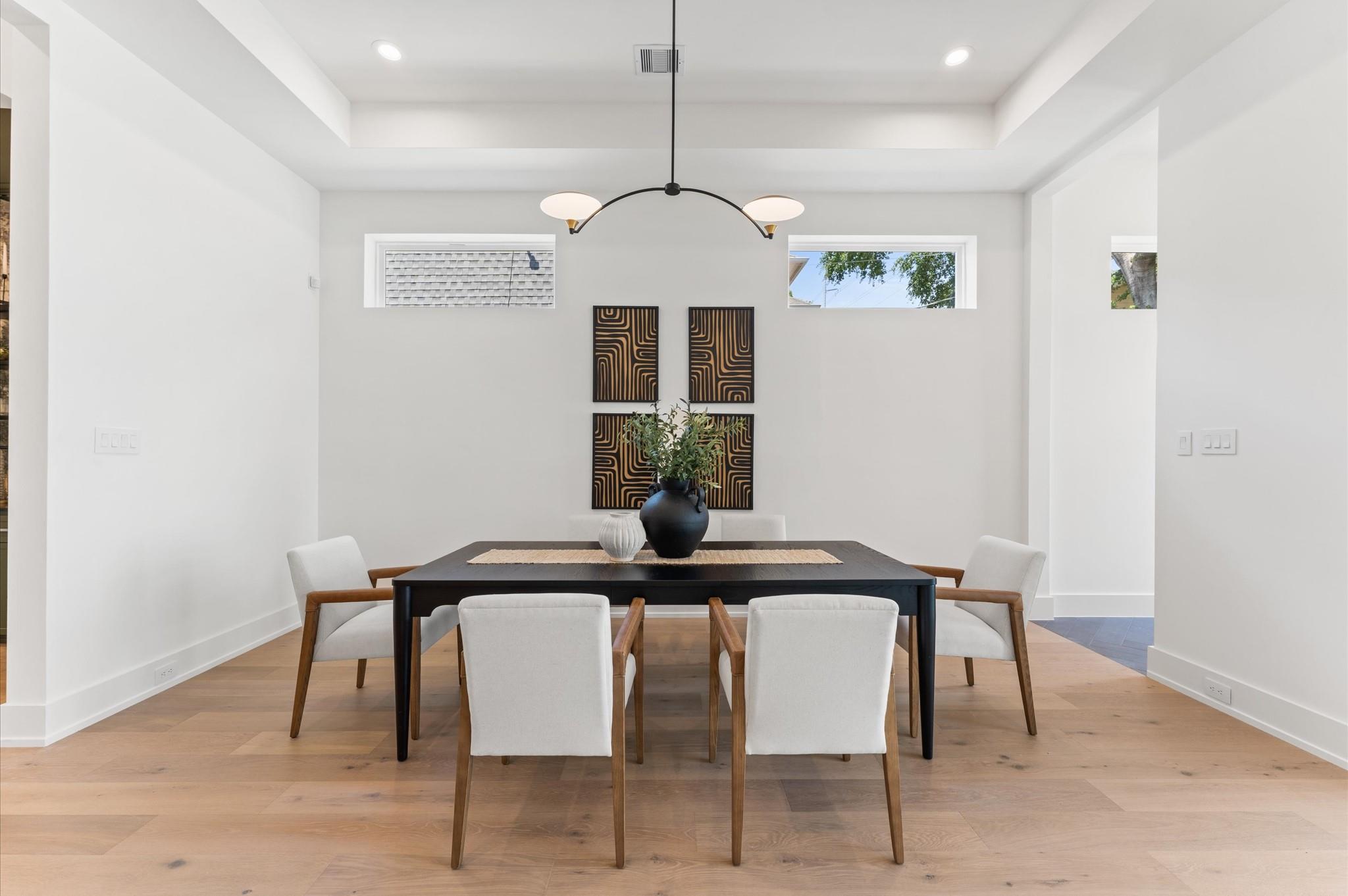 1106 Robbie Street