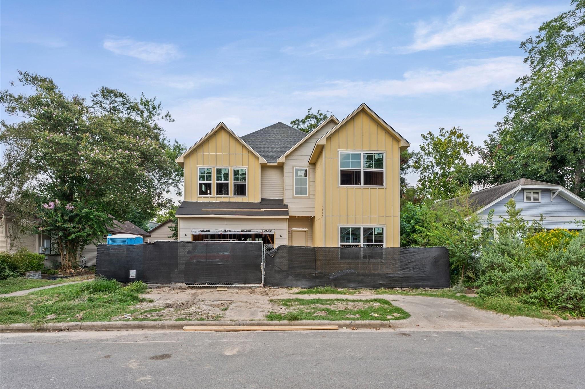 1106 Robbie Street