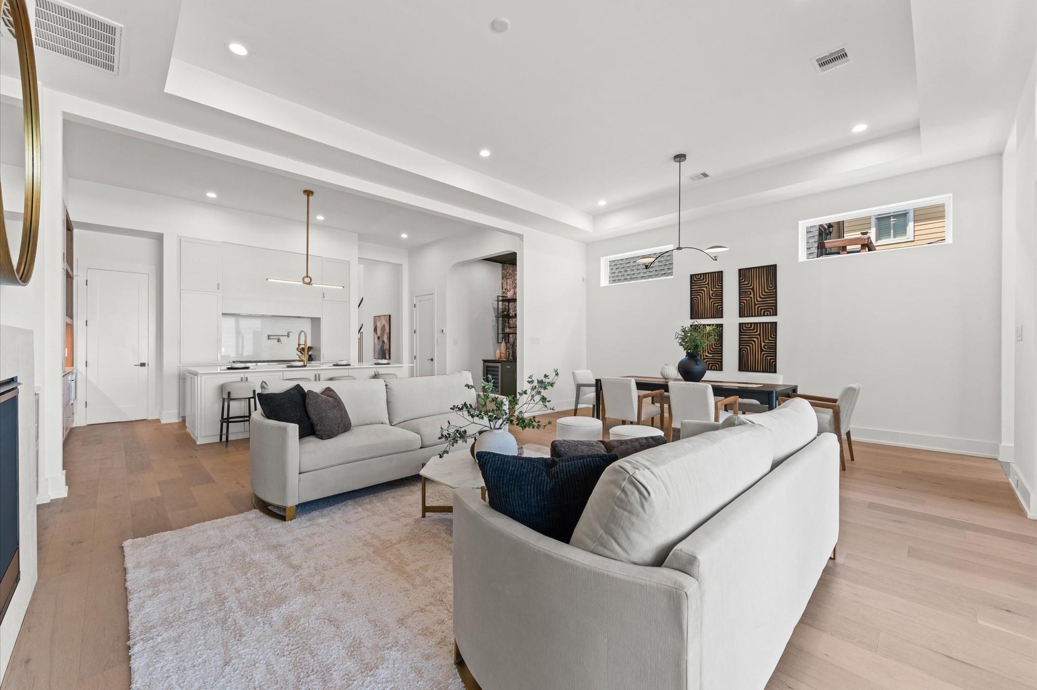 1106 Robbie Street