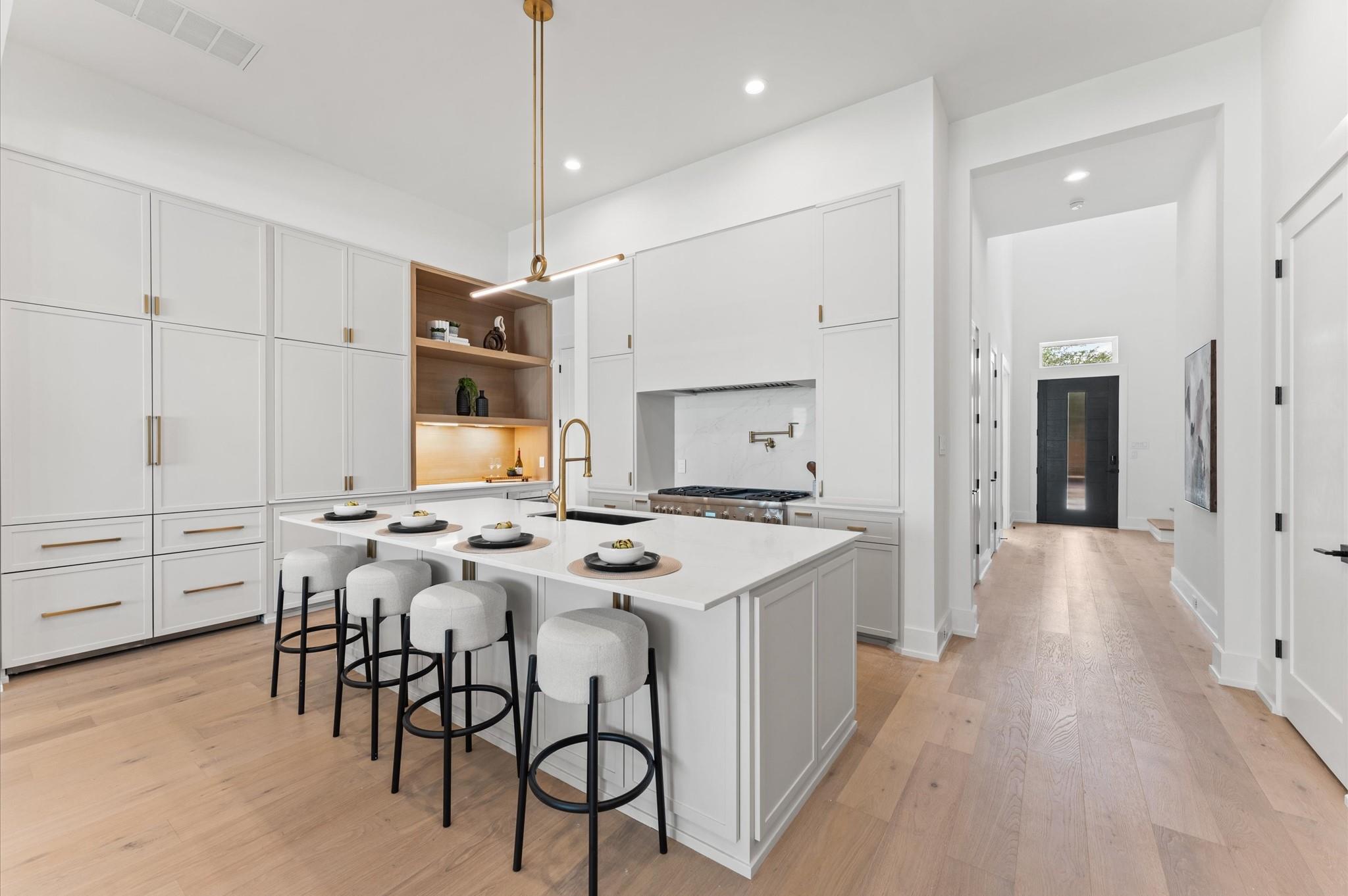 1106 Robbie Street
