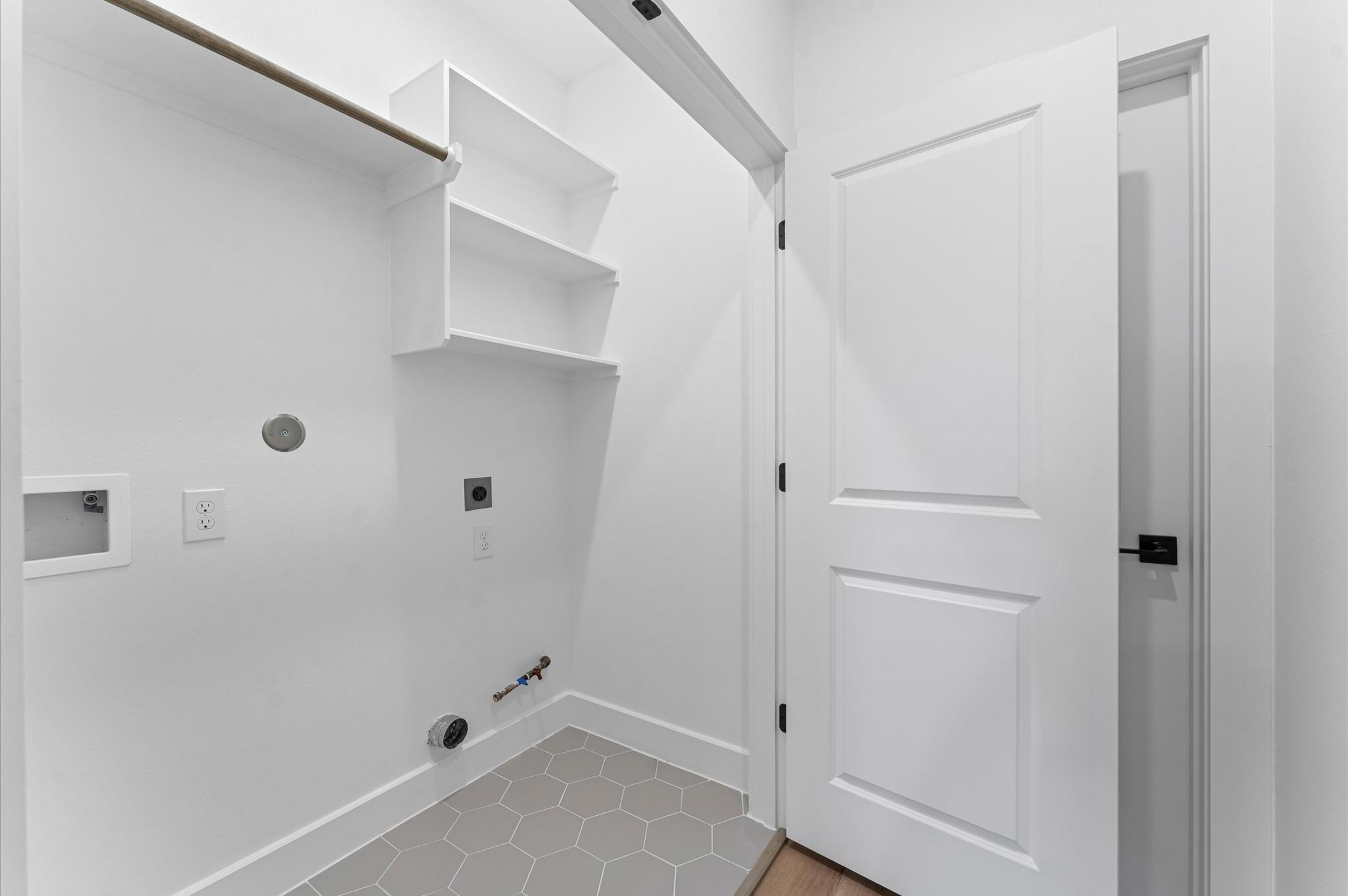 1122 W 17th Street # F