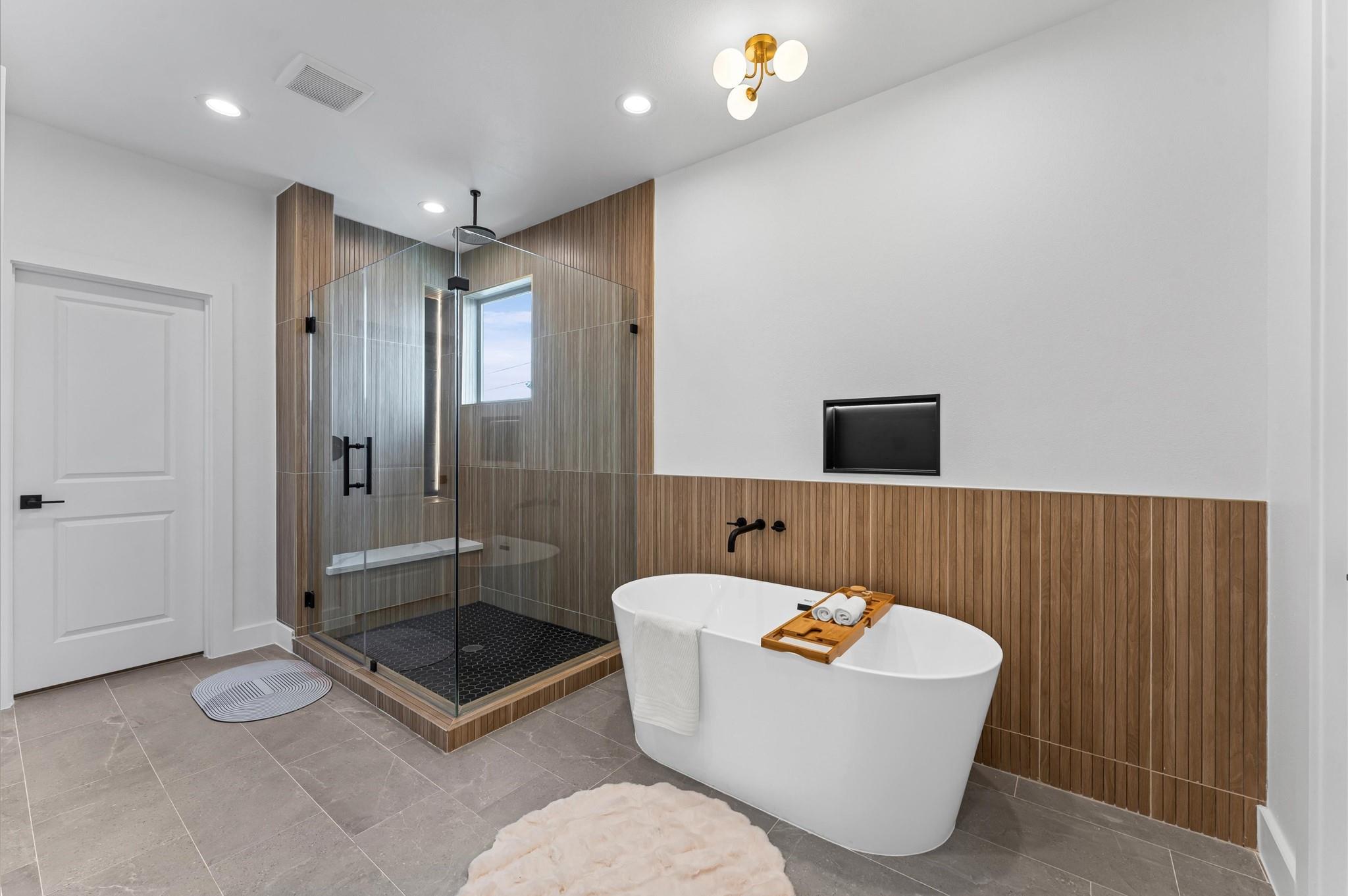 1122 W 17th Street # F