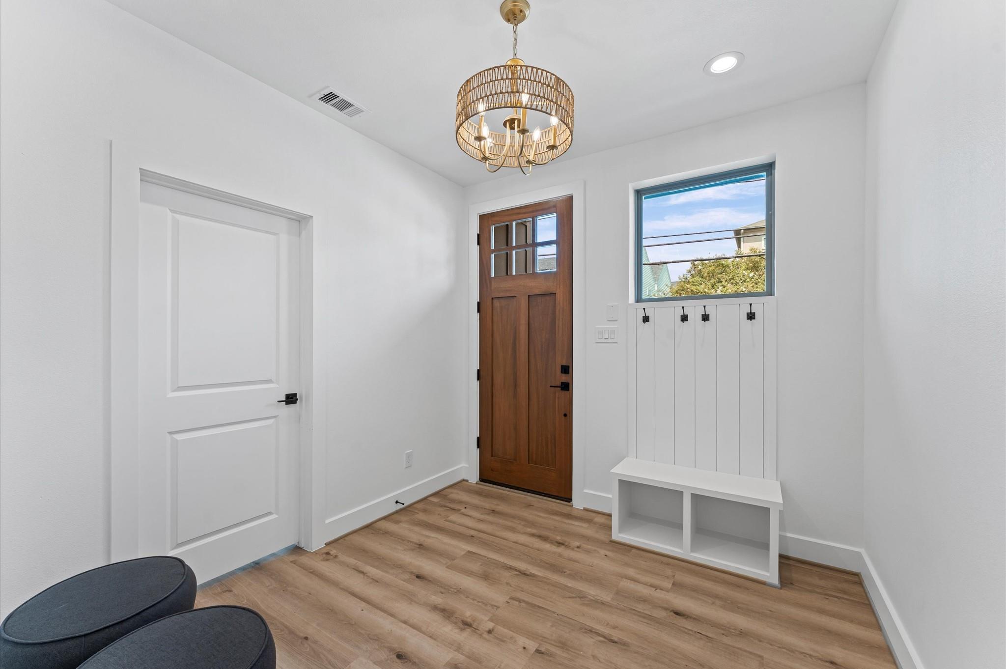 1122 W 17th Street # F