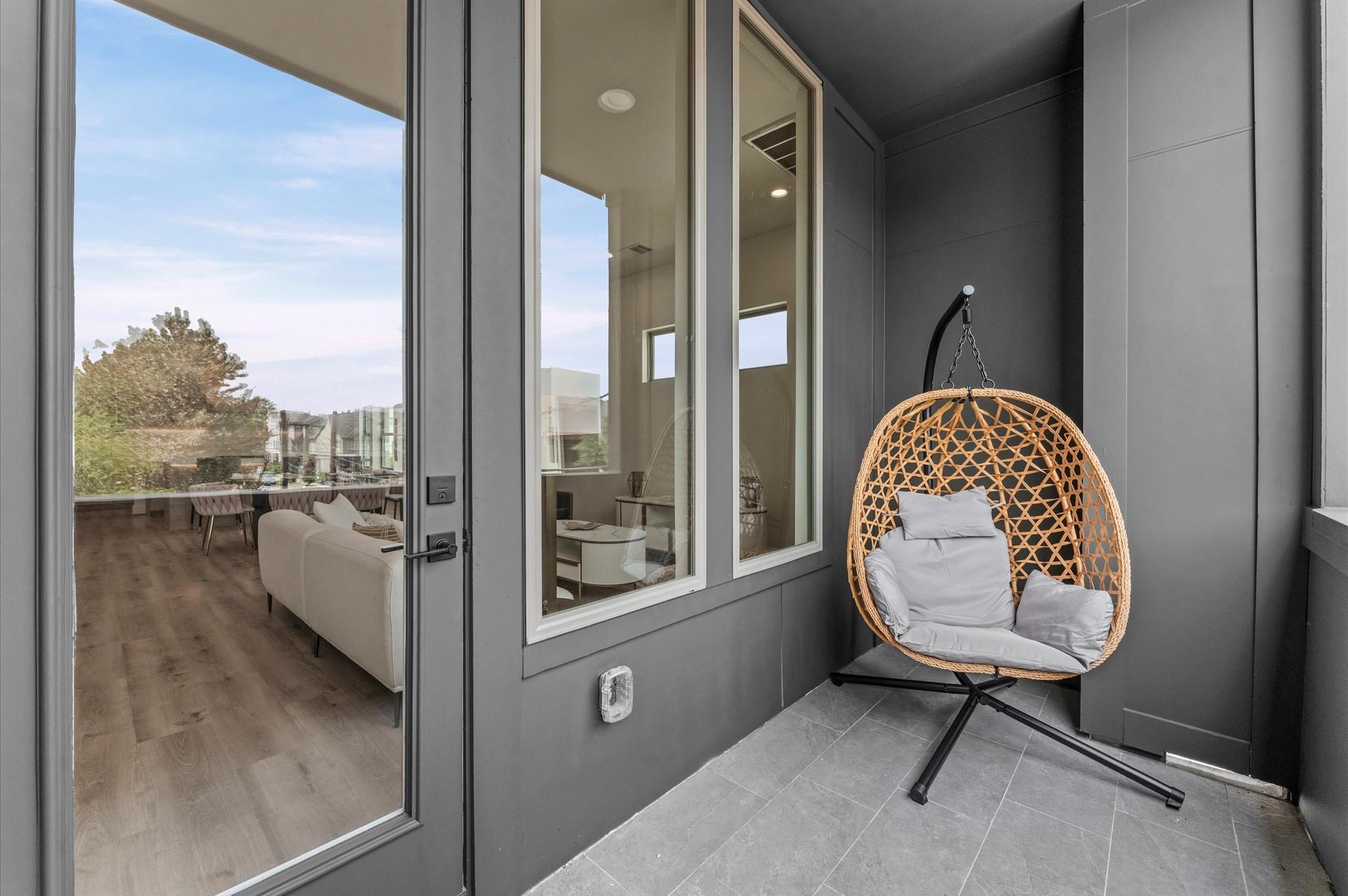 1122 W 17th Street # F
