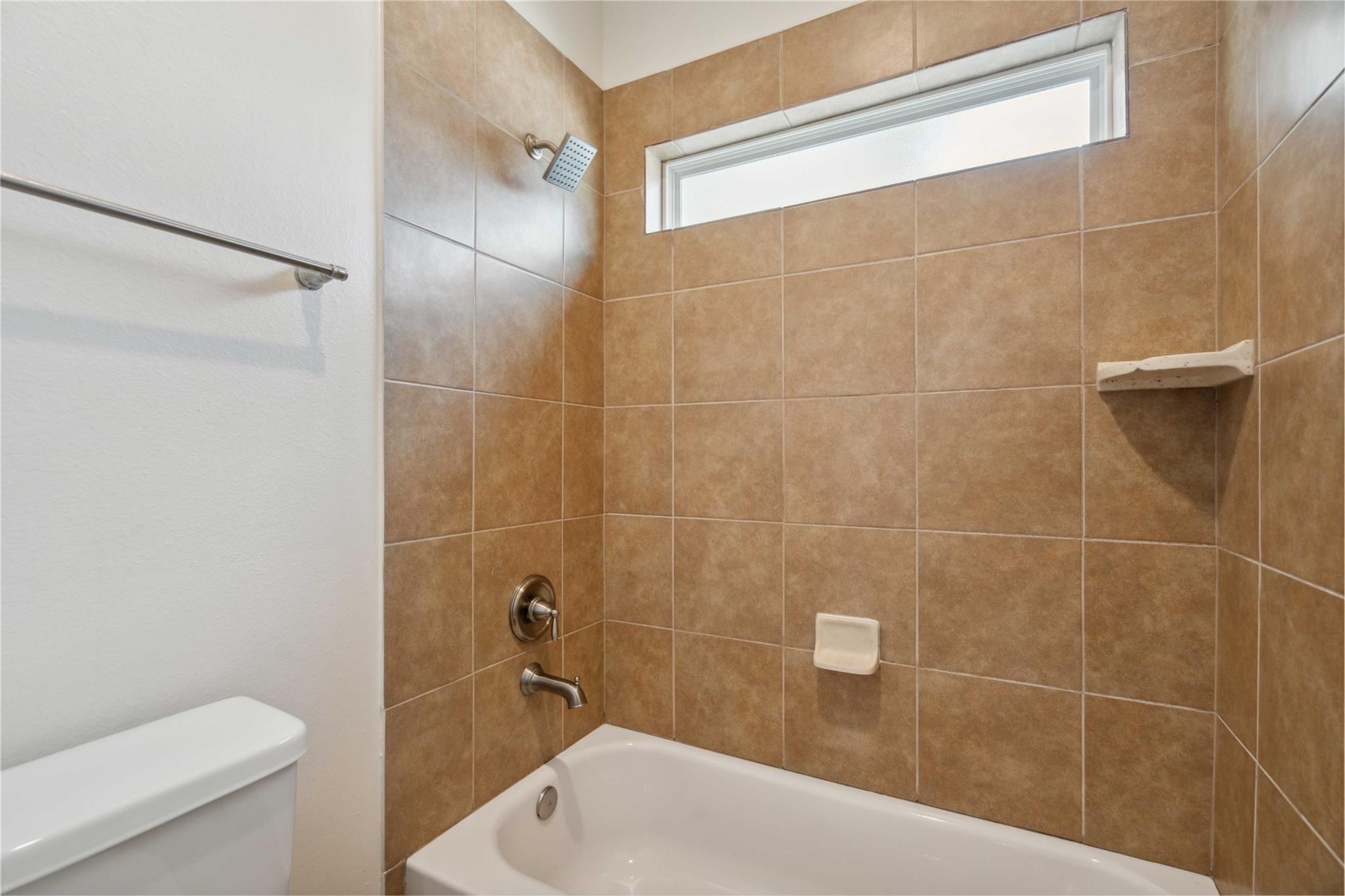 5402 Jonathan Lane