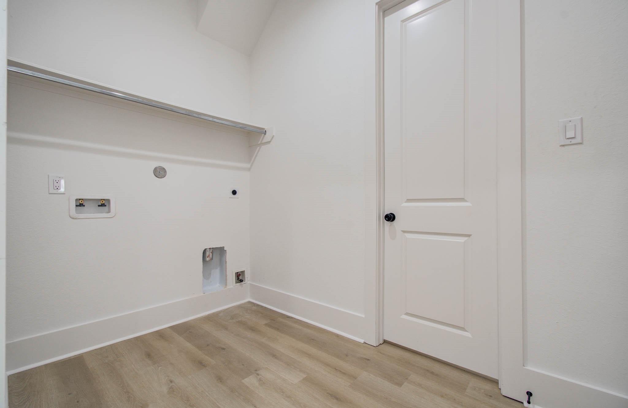 1802 Rollingwood Drive