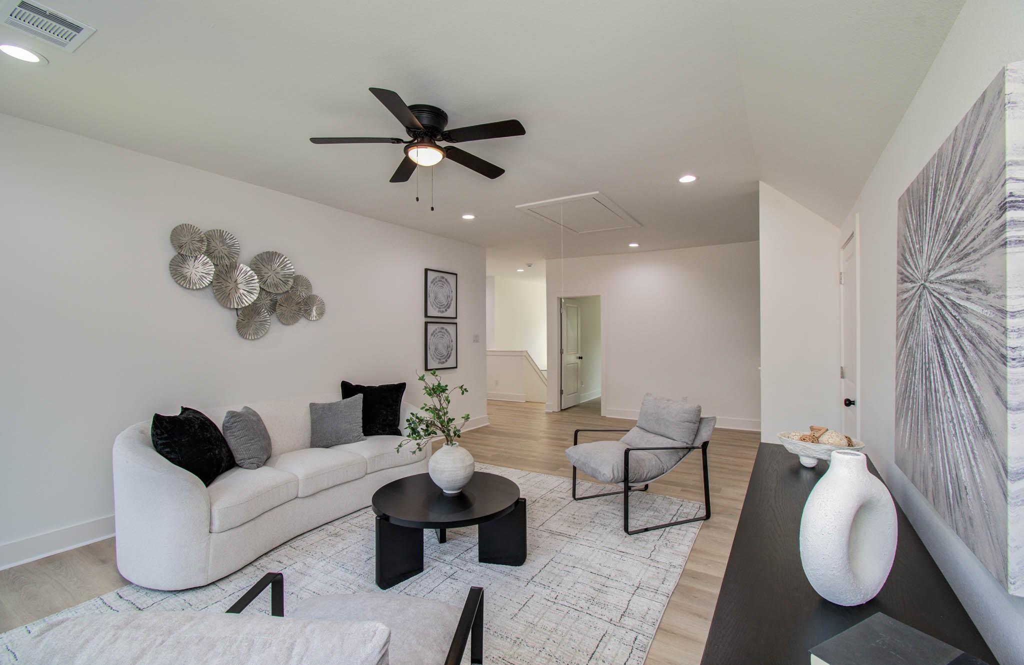 1802 Rollingwood Drive