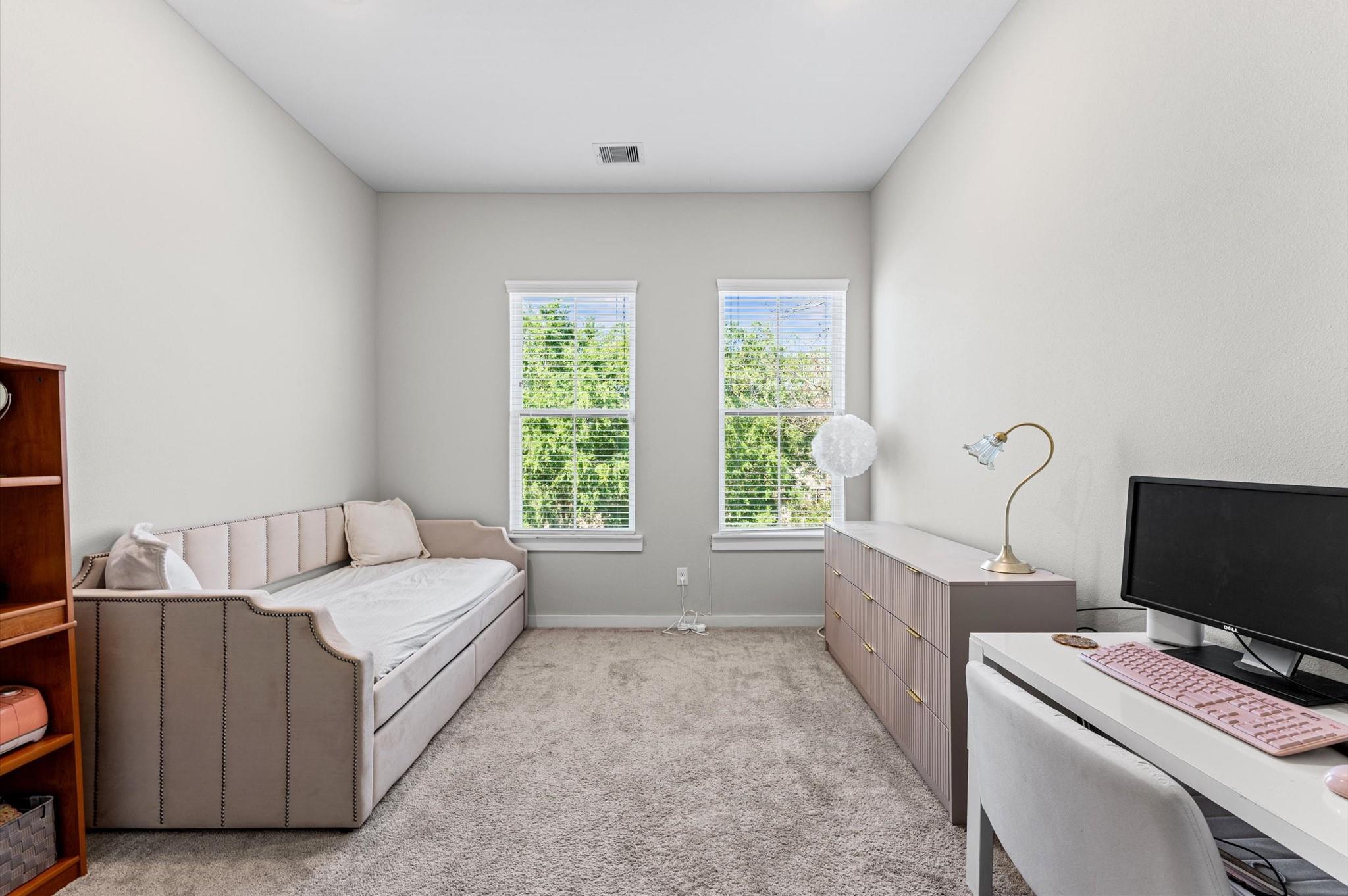 8422 Berry Green Lane
