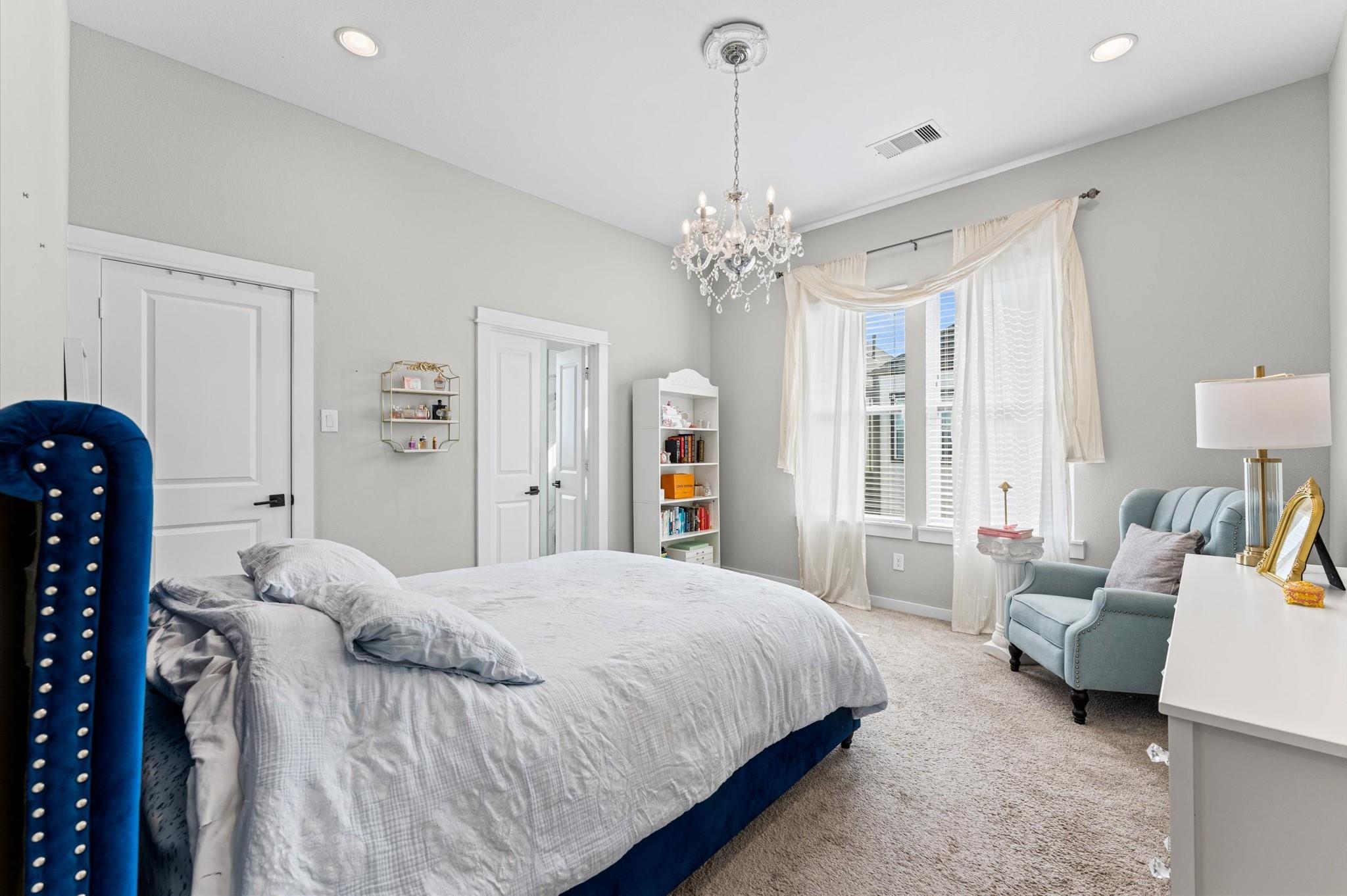 8422 Berry Green Lane