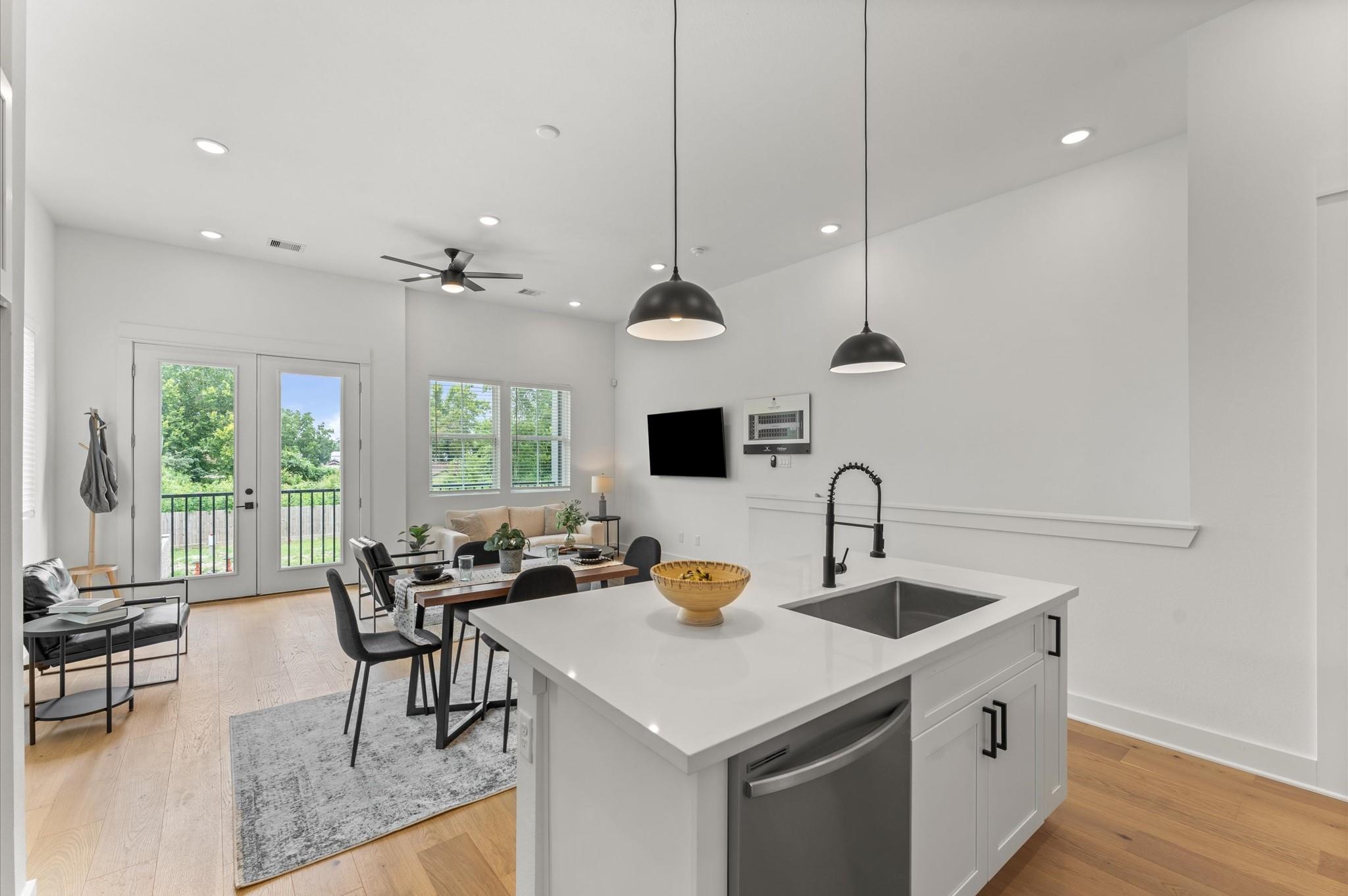 1006 Tuskegee Heights Lane
