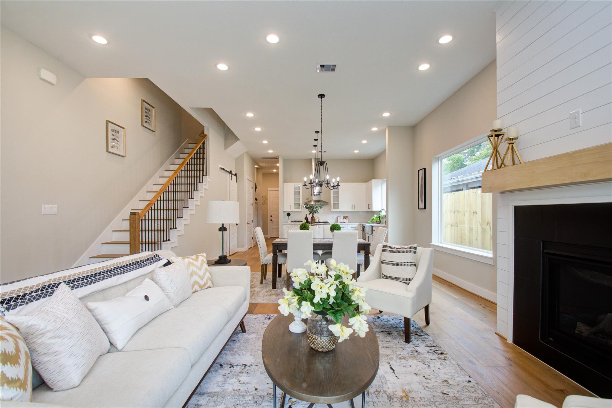 110 E 28th Street