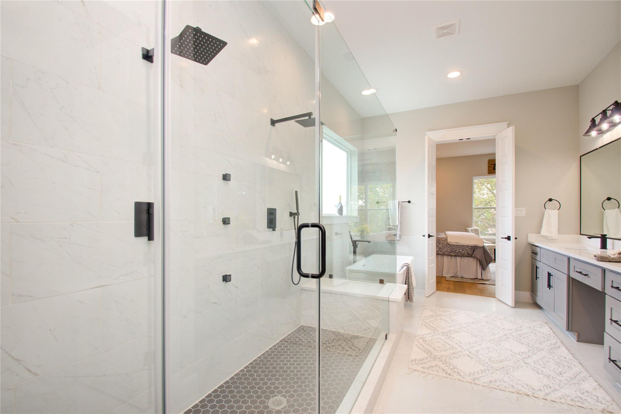 110 E 28th Street