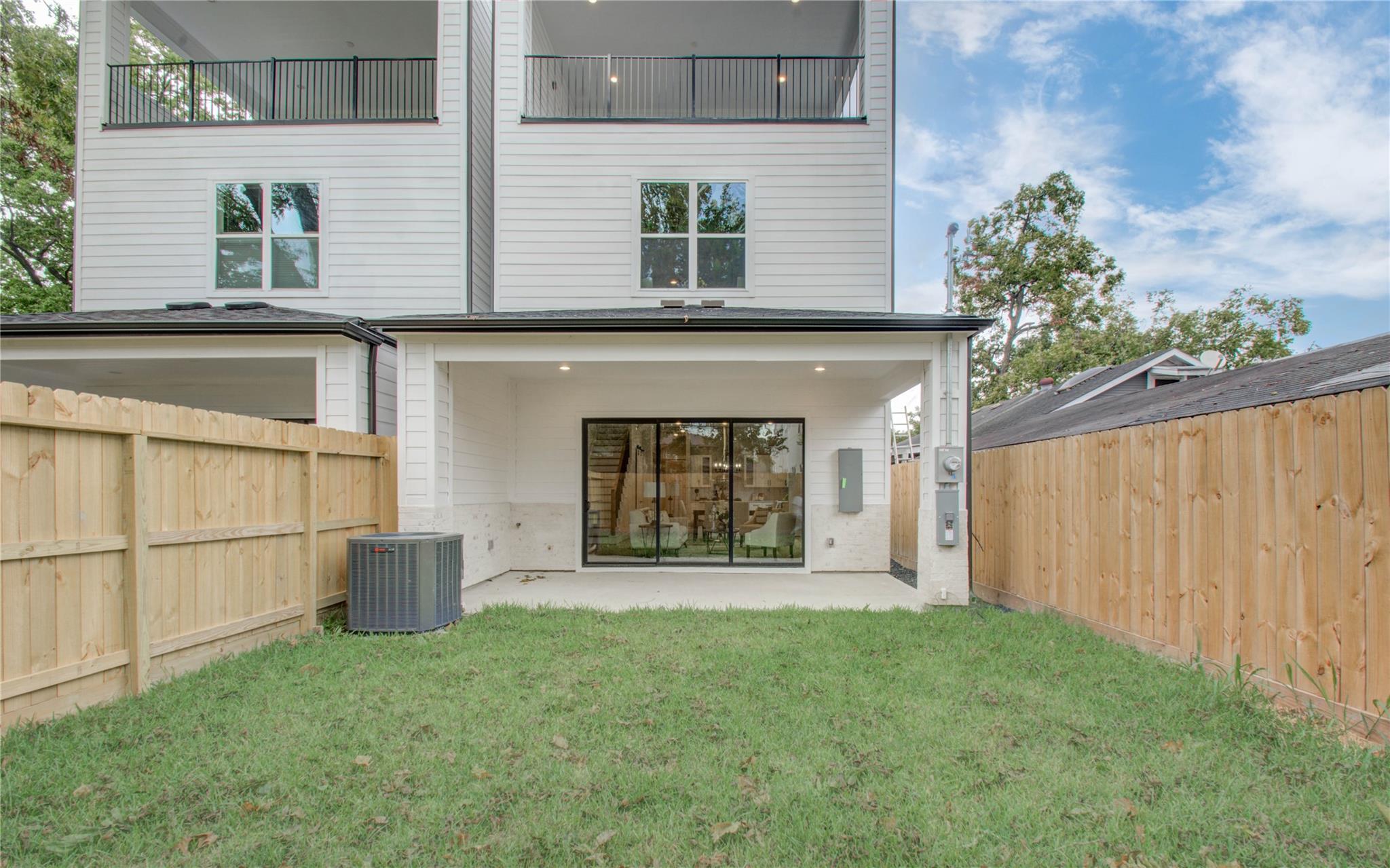 110 E 28th Street