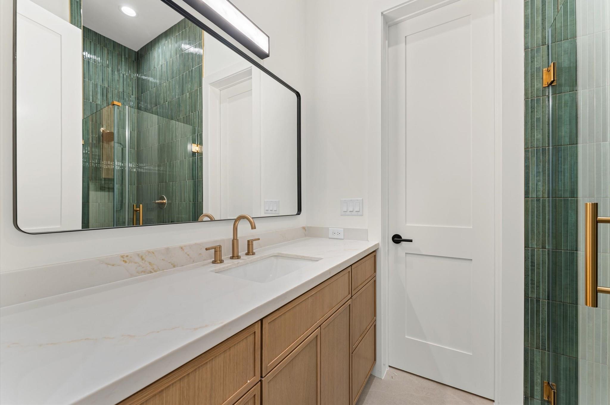 112 E 27th Street