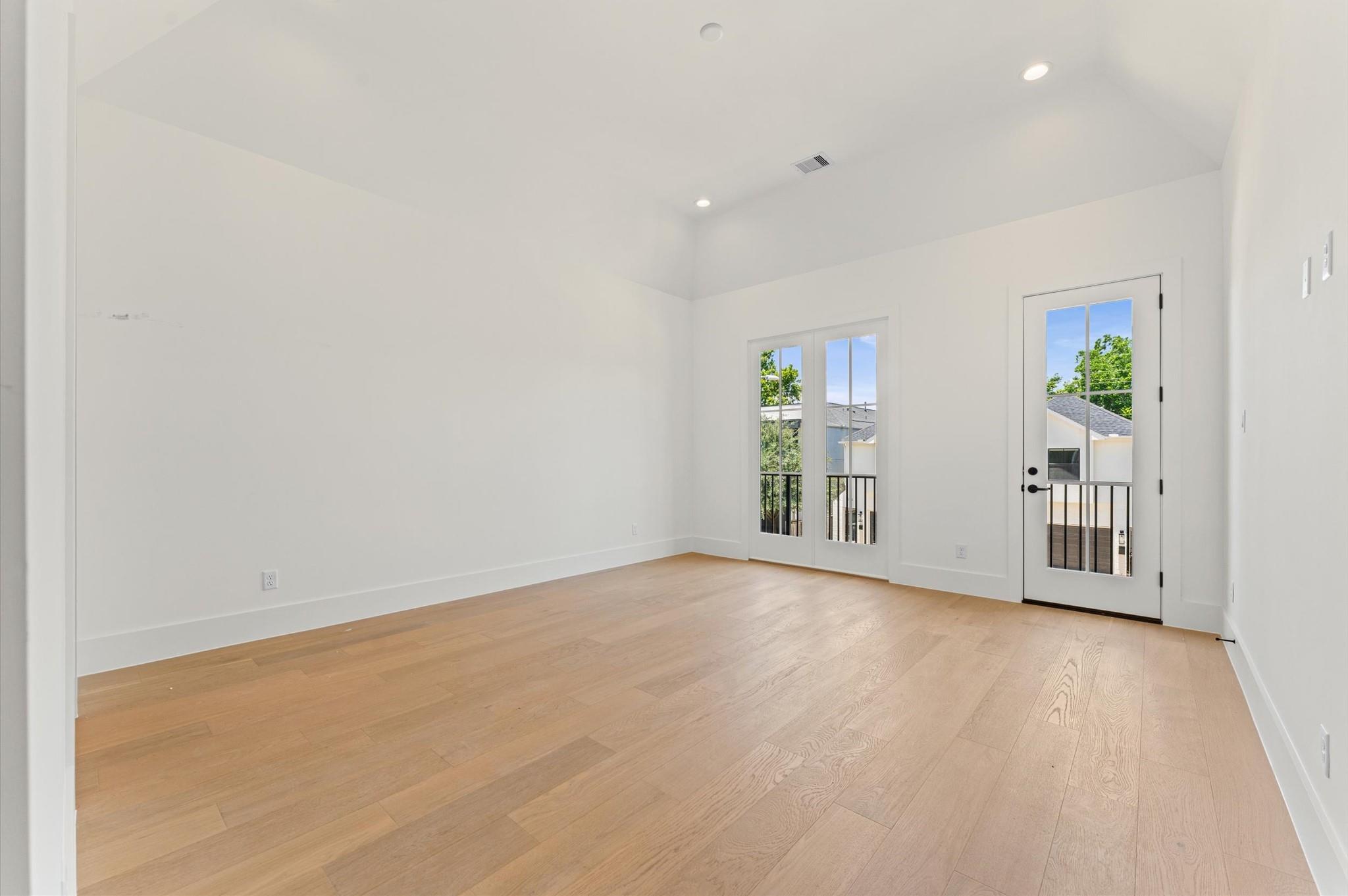 112 E 27th Street